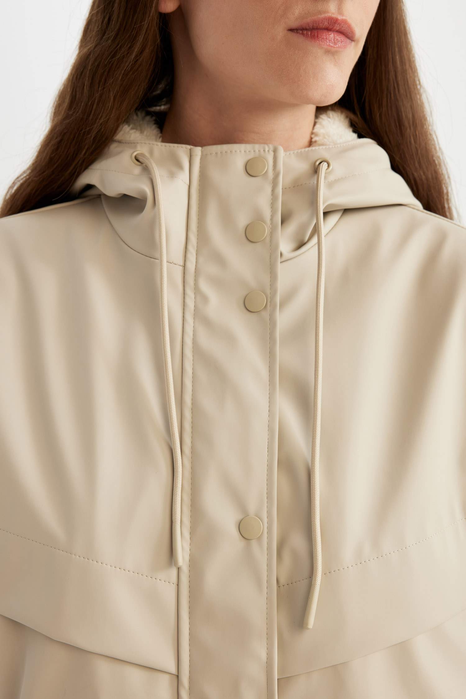 Su İtici Uzun Yağmurluk Polar Astarlı Kapüşonlu Fermuarlı Çıtçıtlı Cepli Mevsimlik Suni Deri