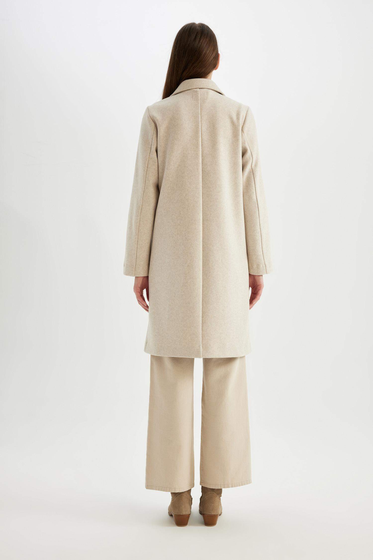 Uzun Kaşe Kaban Regular Fit Kruvaze Yaka Çıtçıtlı Cepli