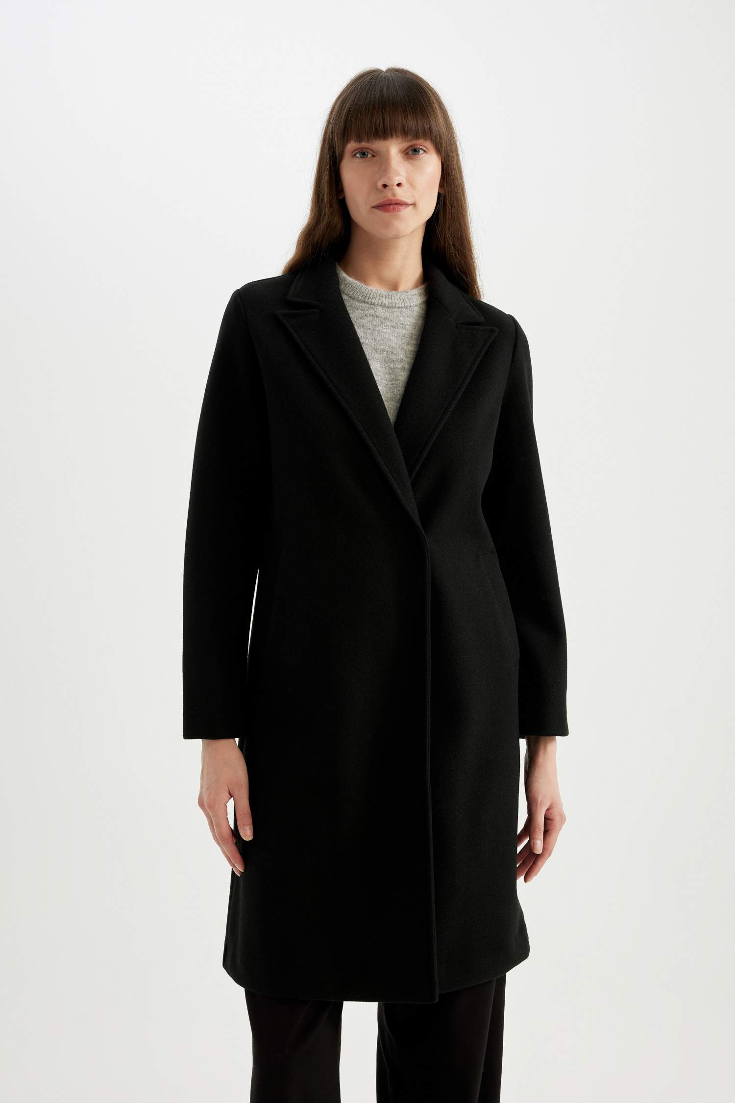 Uzun Kaşe Kaban Regular Fit Kruvaze Yaka Çıtçıtlı Cepli