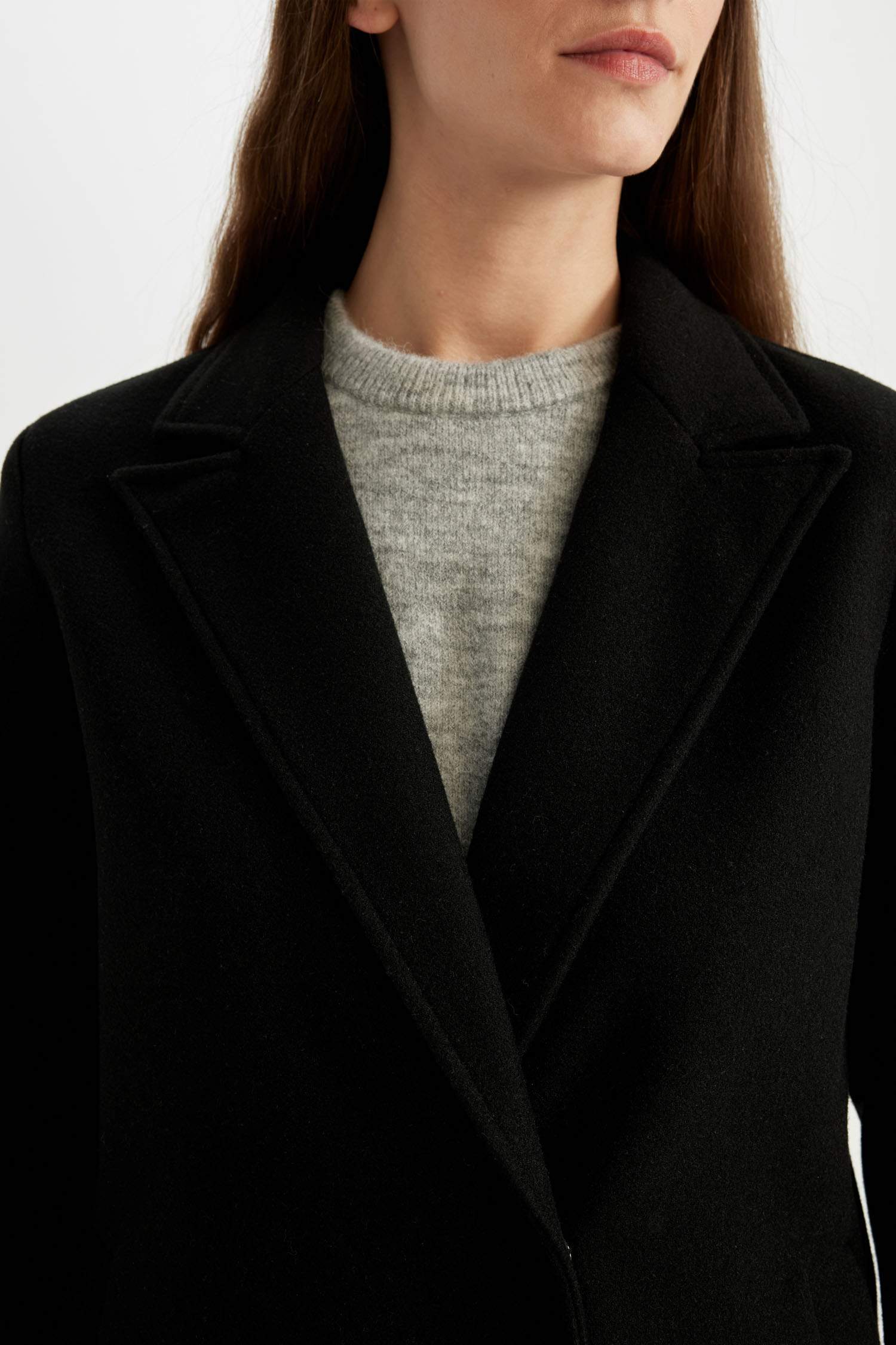 Uzun Kaşe Kaban Regular Fit Kruvaze Yaka Çıtçıtlı Cepli