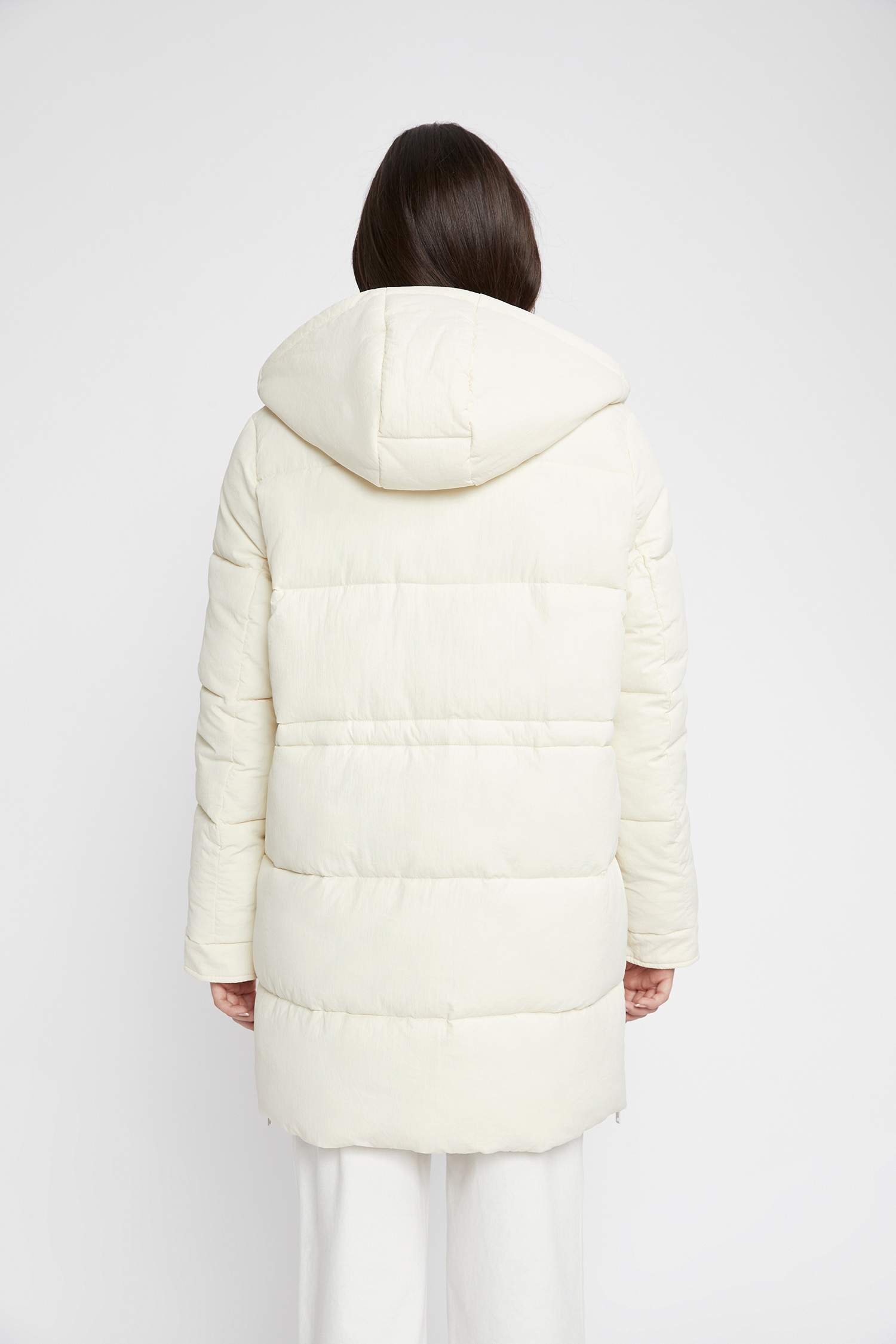 Куртка водоотталкивающая с капюшоном