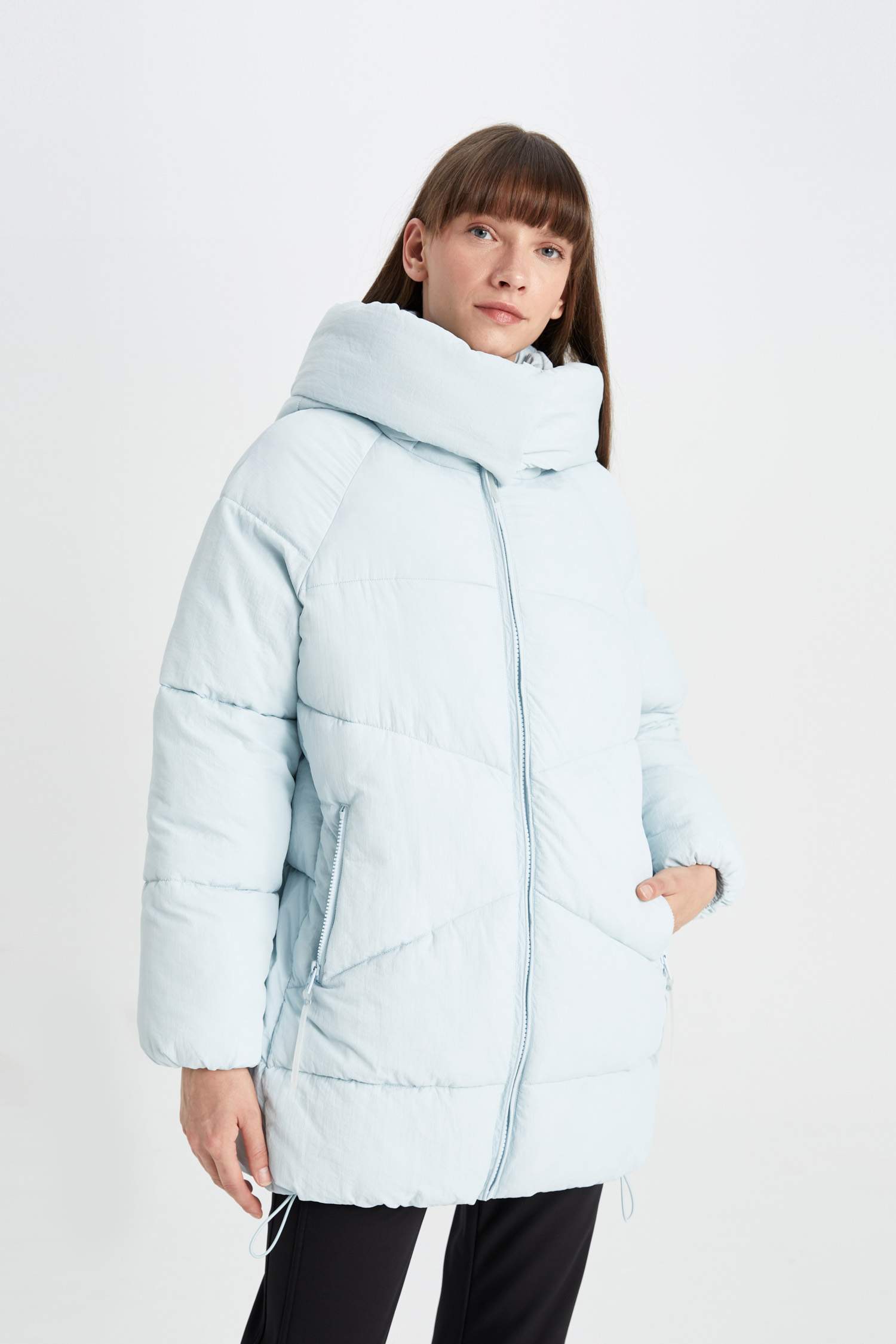 Su Geçirmez Oversize Geniş Kalıp Şişme Uzun Mont Parka Isı Yalıtımlı Kapüşonlu Cepli