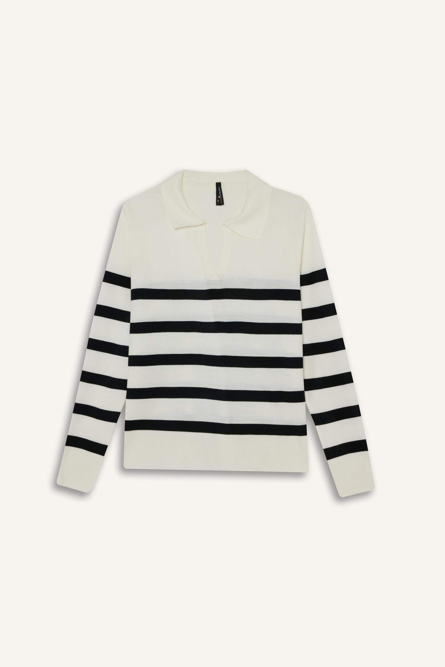 Свитер стандартного кроя с поло воротником