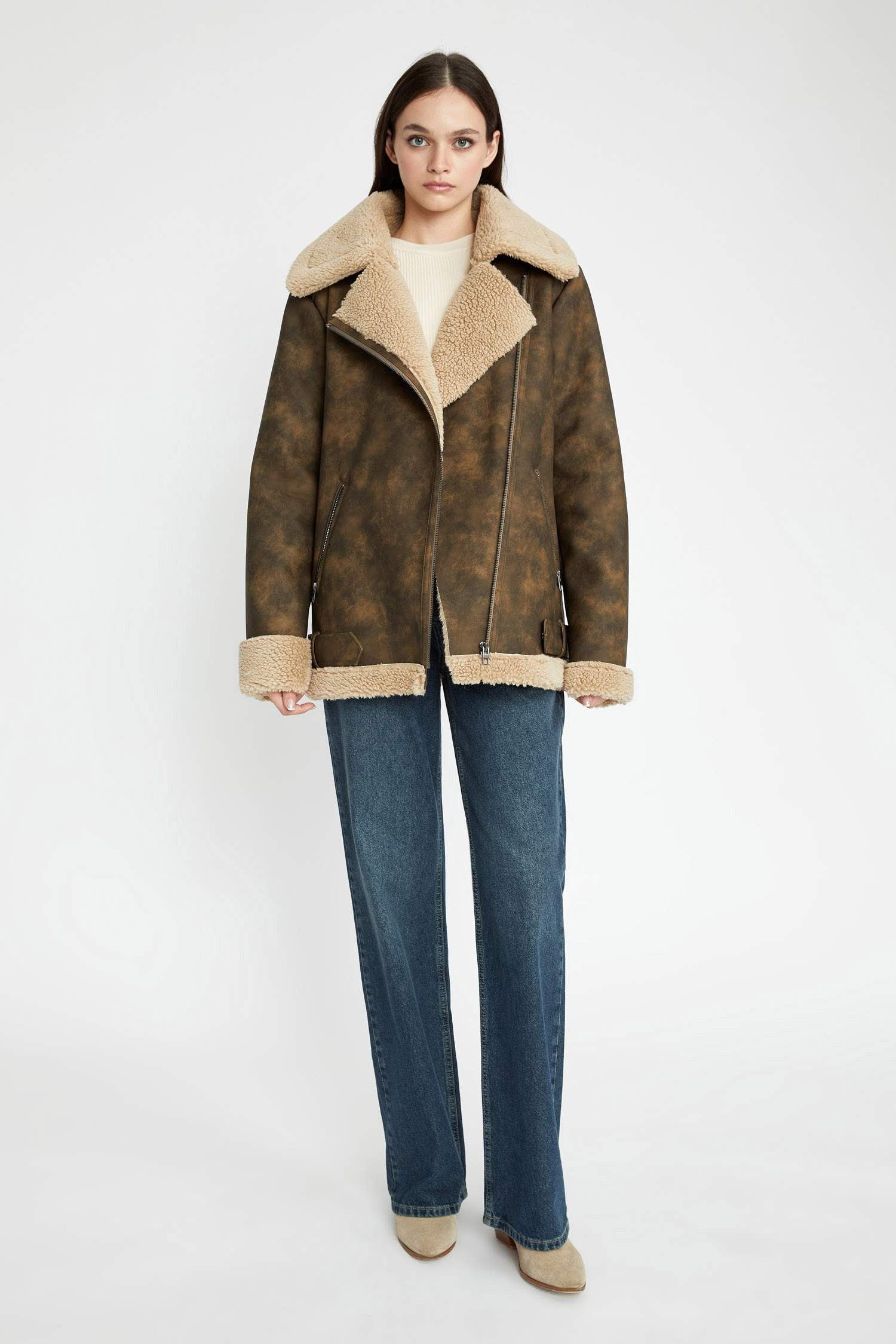 Brown Woman Relax Fit Suede Furry Faux Leather Coat 2782534 | DeFacto