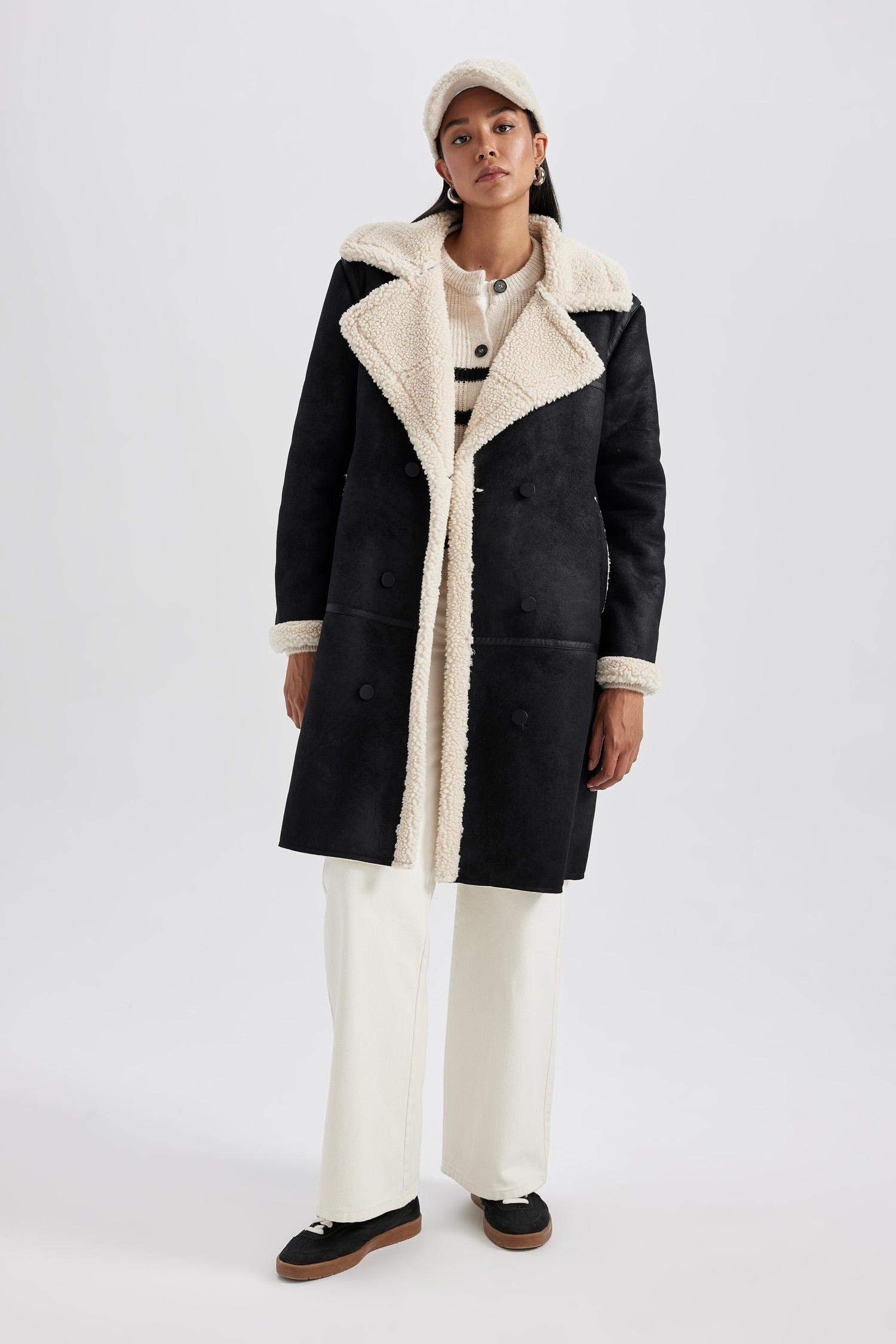 Куртка водоотталкивающая стандартного кроя