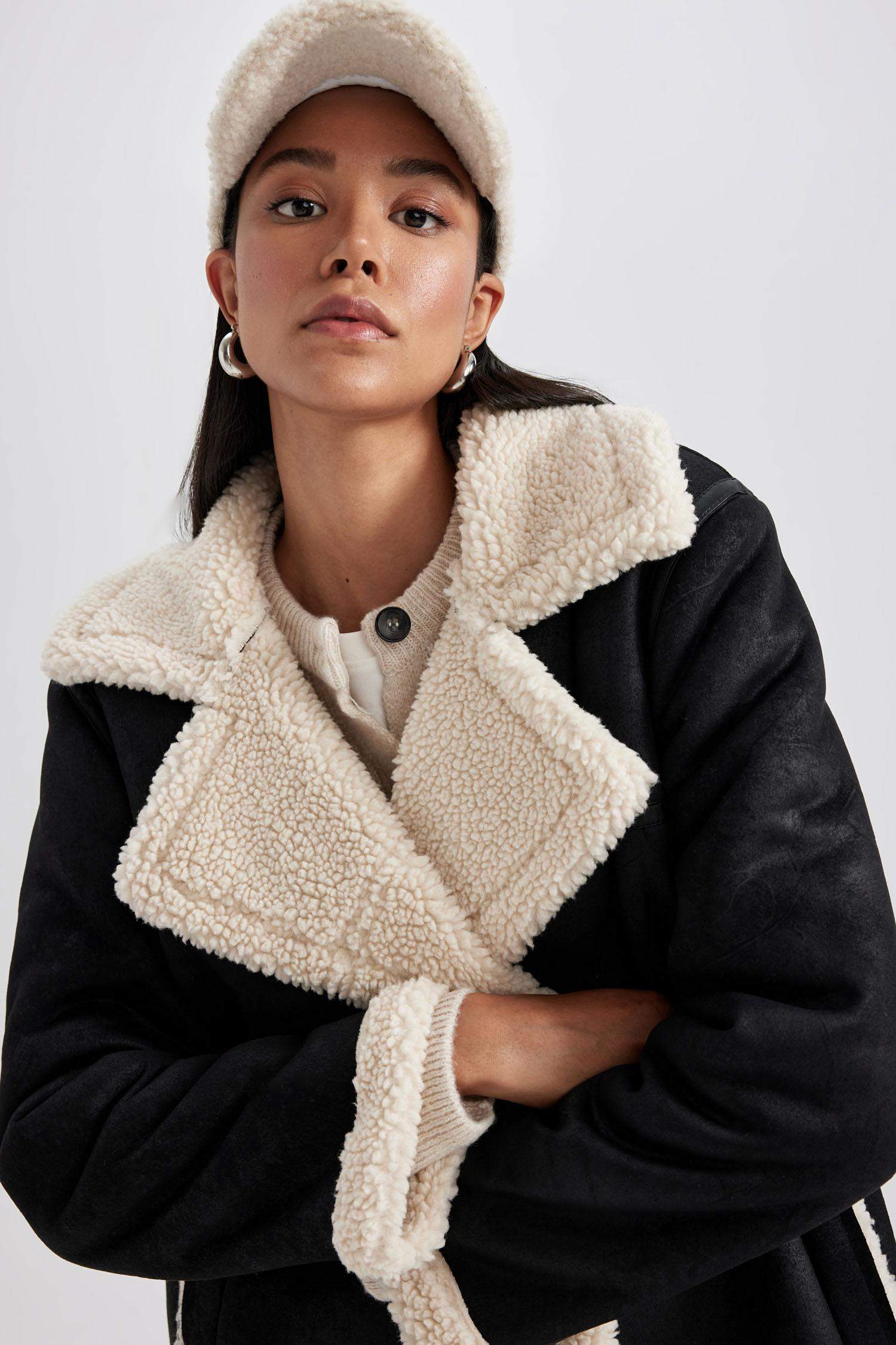 Куртка водоотталкивающая стандартного кроя