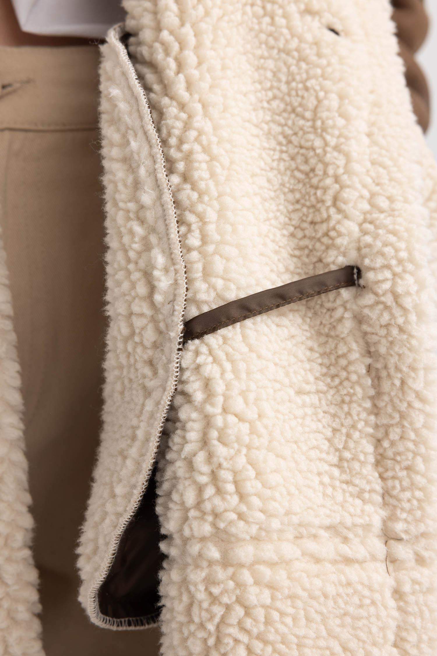 Куртка водоотталкивающая стандартного кроя