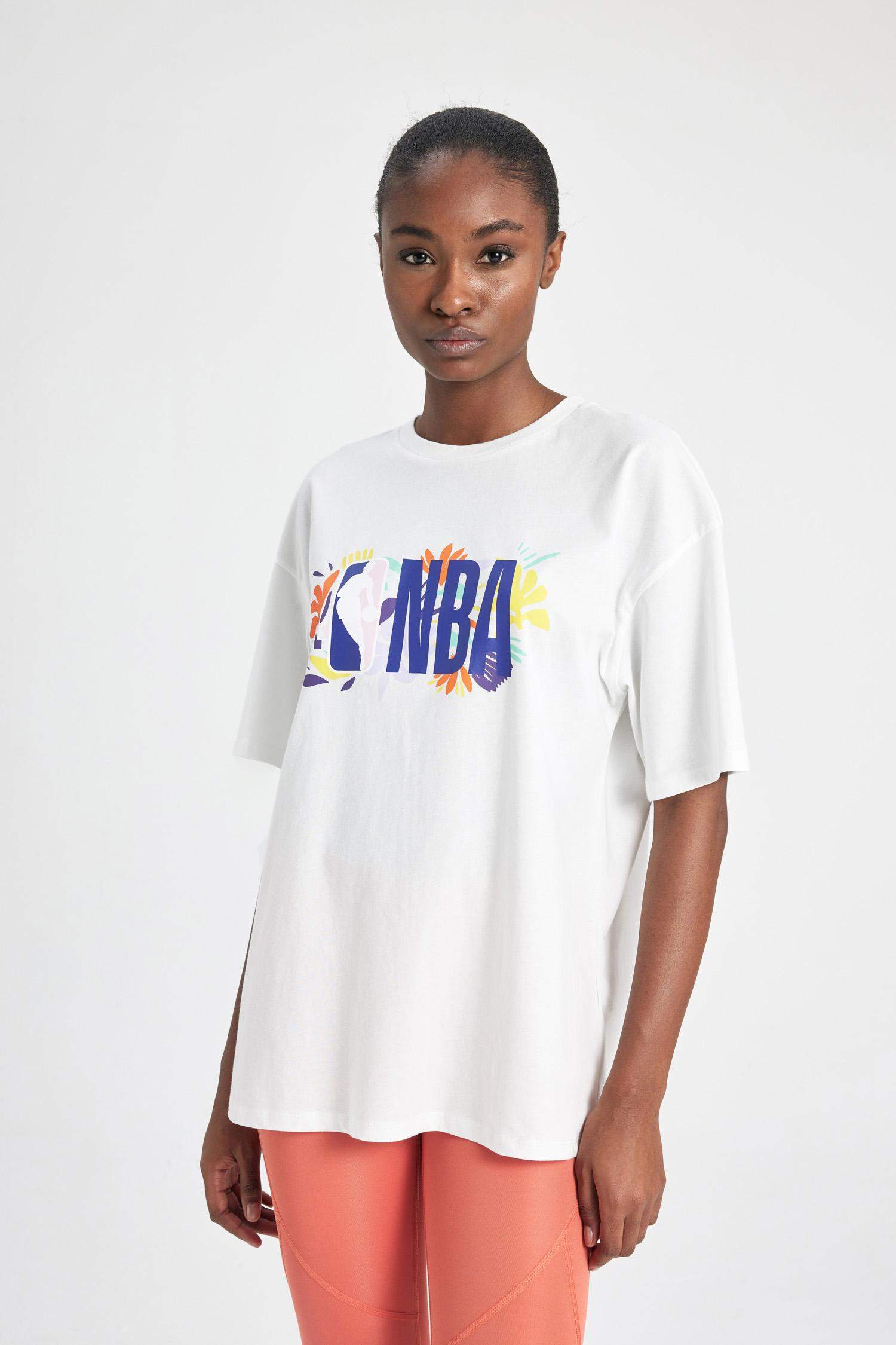 DeFactoFit NBA Wordmark Oversize Fit Short Sleeve T-Shirt