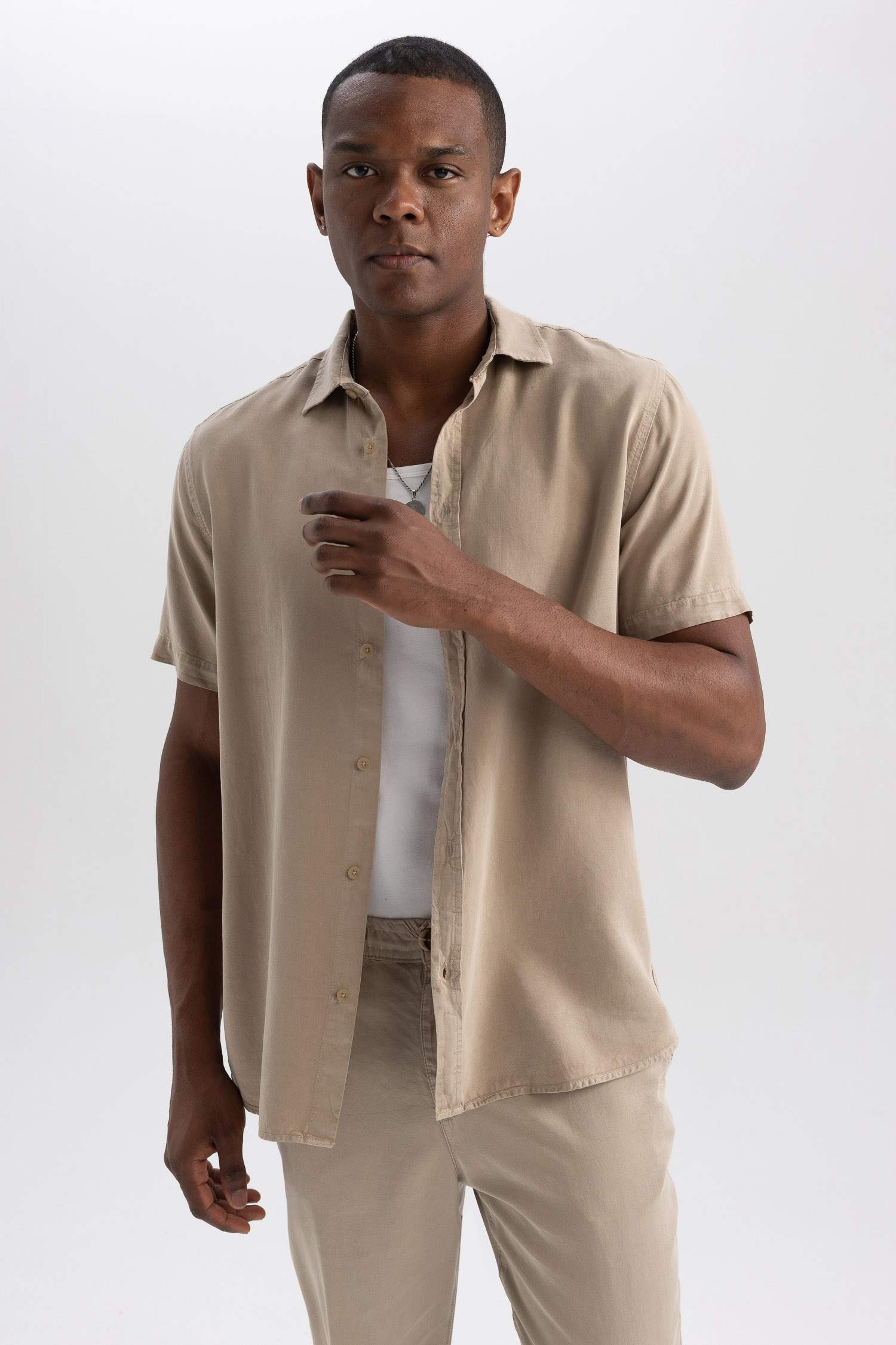 Regular Fit Sensual Short Sleeve Shirt
