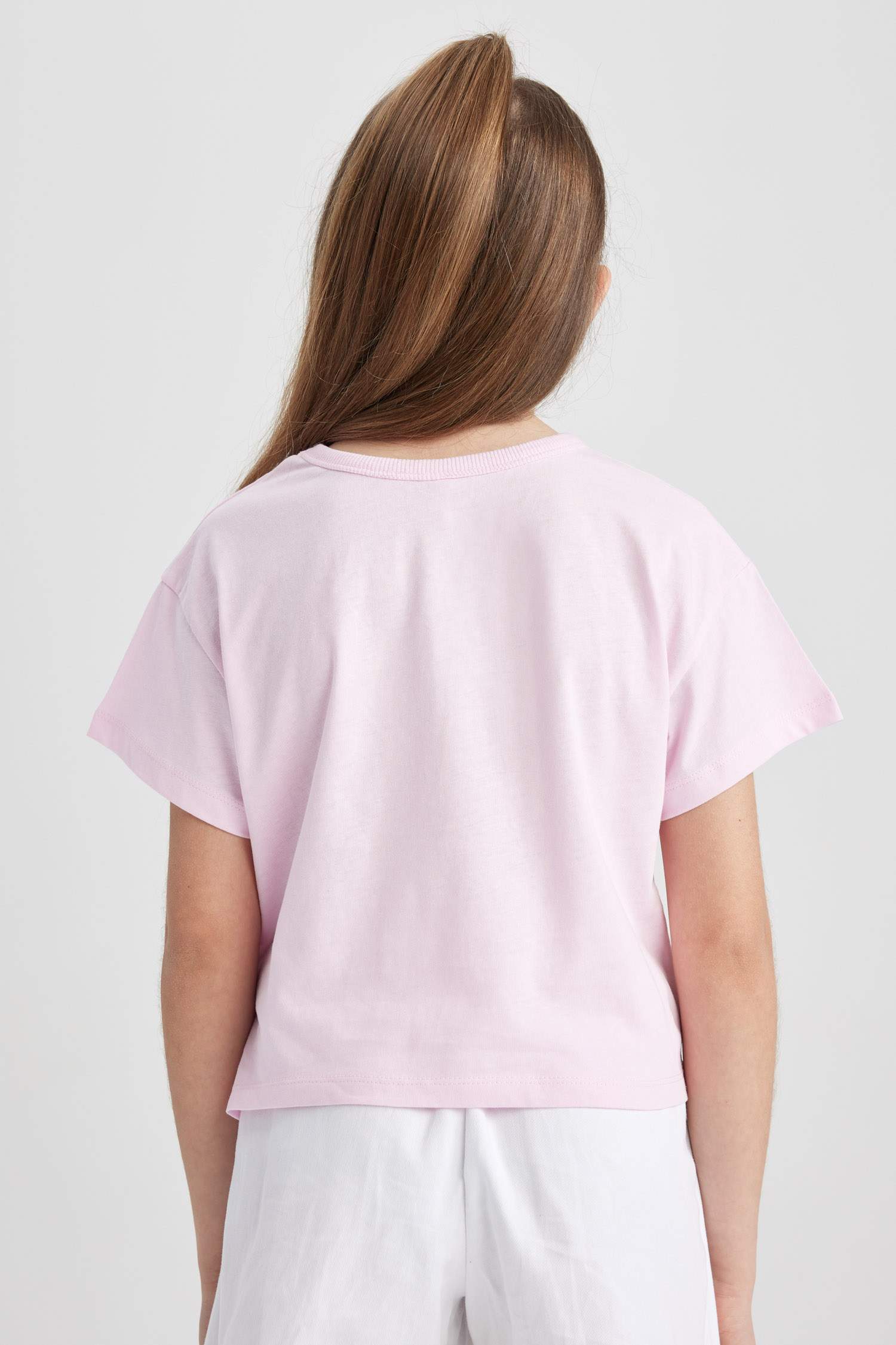 تي شيرت بناتي نص كم قصة مريحة