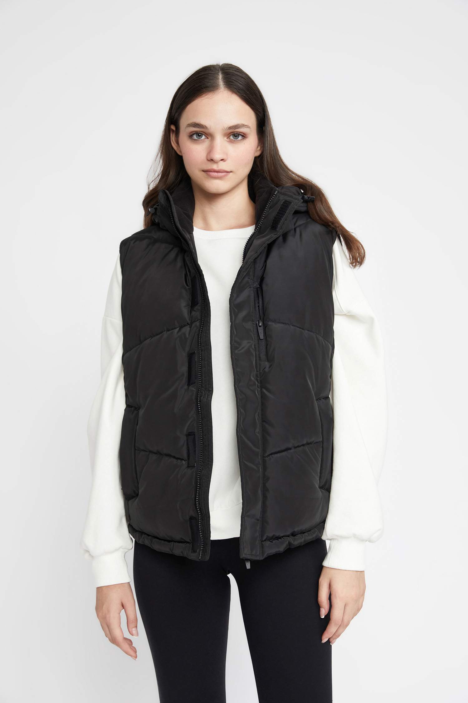 DeFactoFit Water Repellent Regular Fit Hooded Vest