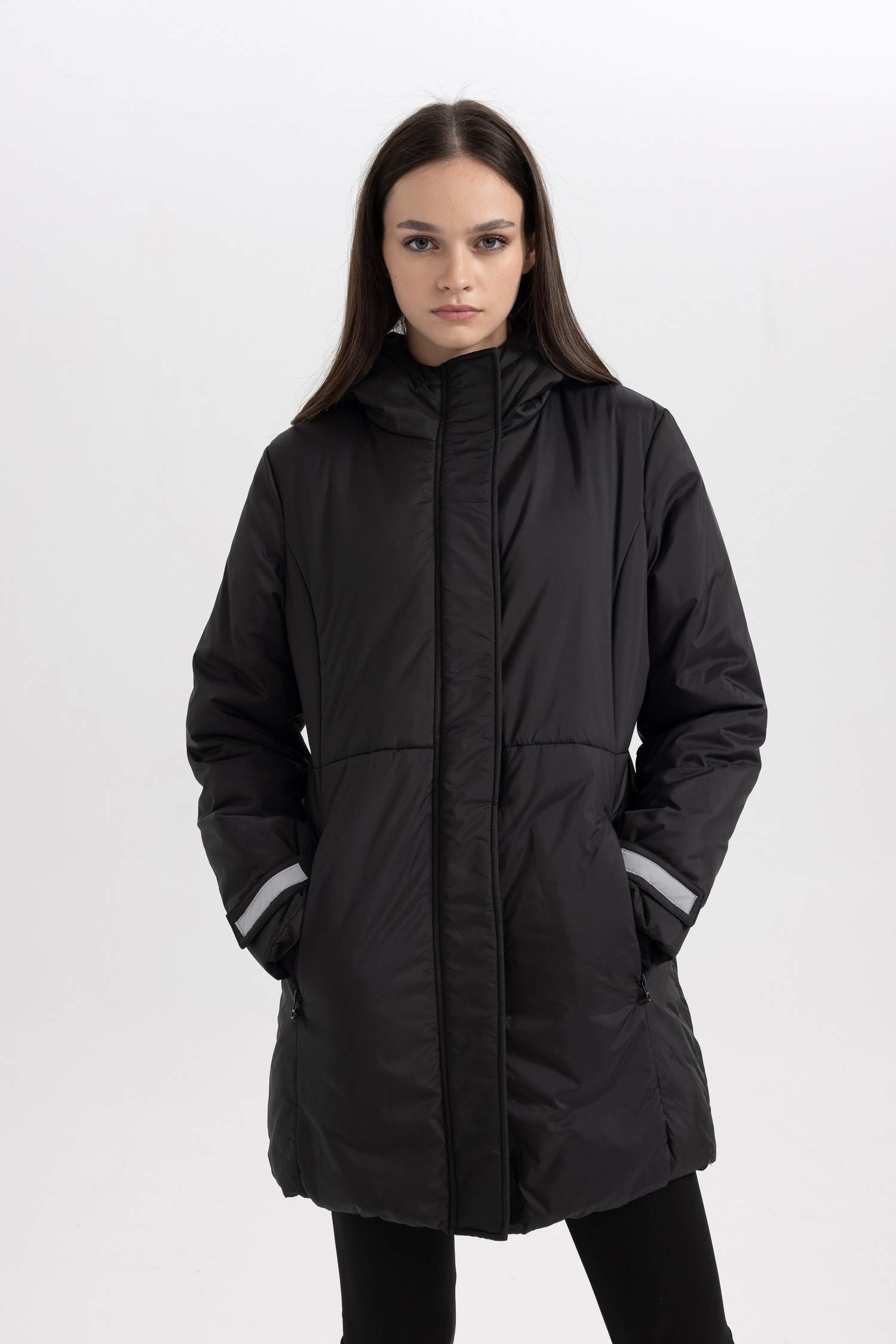 Su İtici Regular Fıt Kapüşonlu Fermuarlı Mont