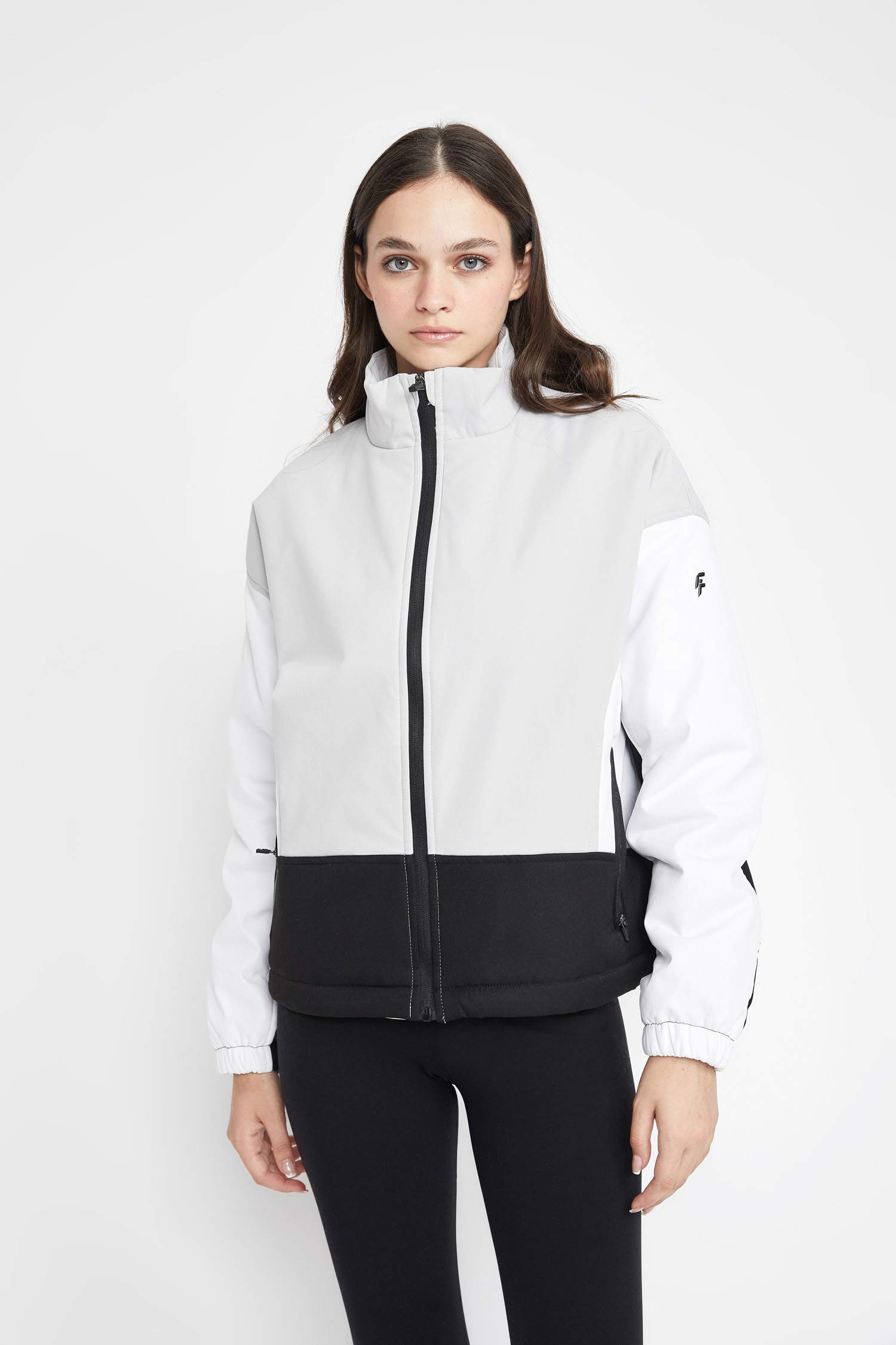 DeFactoFit Fermuarlı Cepli Spor Hafif Mont