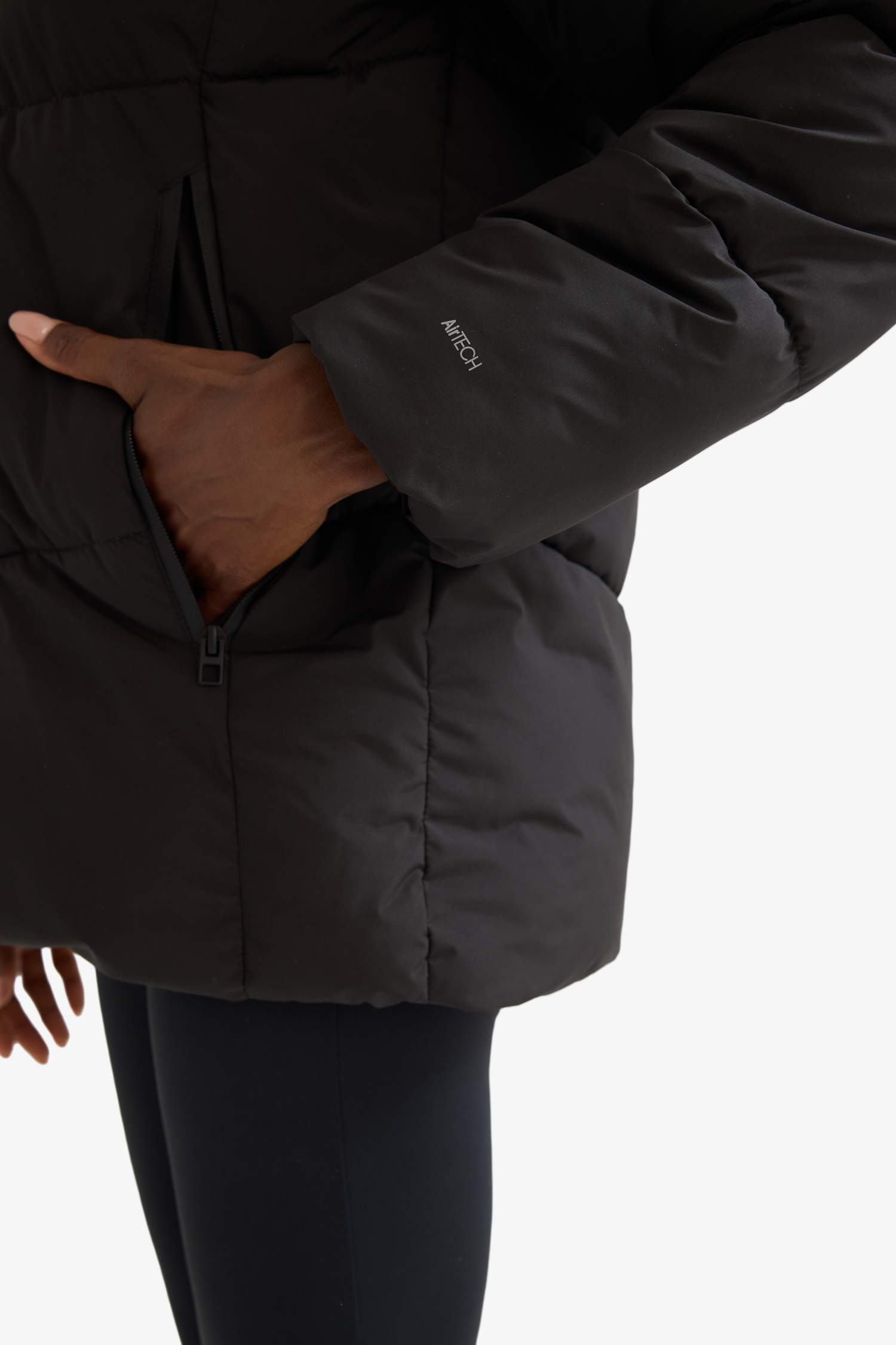 Regular Fit Waterproof Fleece Lined Hooded Puffer Jacket