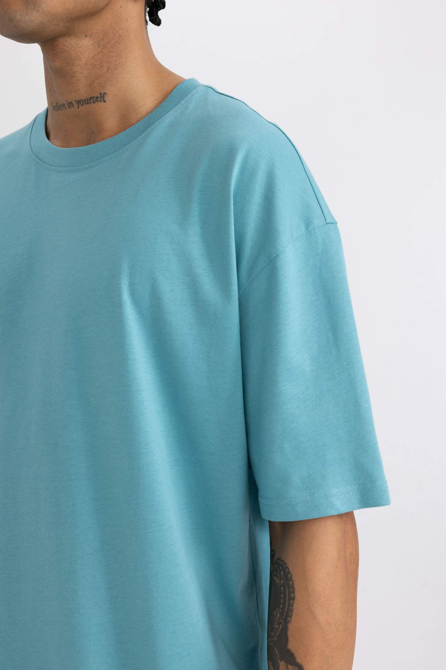 DeFactoFit Oversize Fit Crew Neck Printed T-Shirt