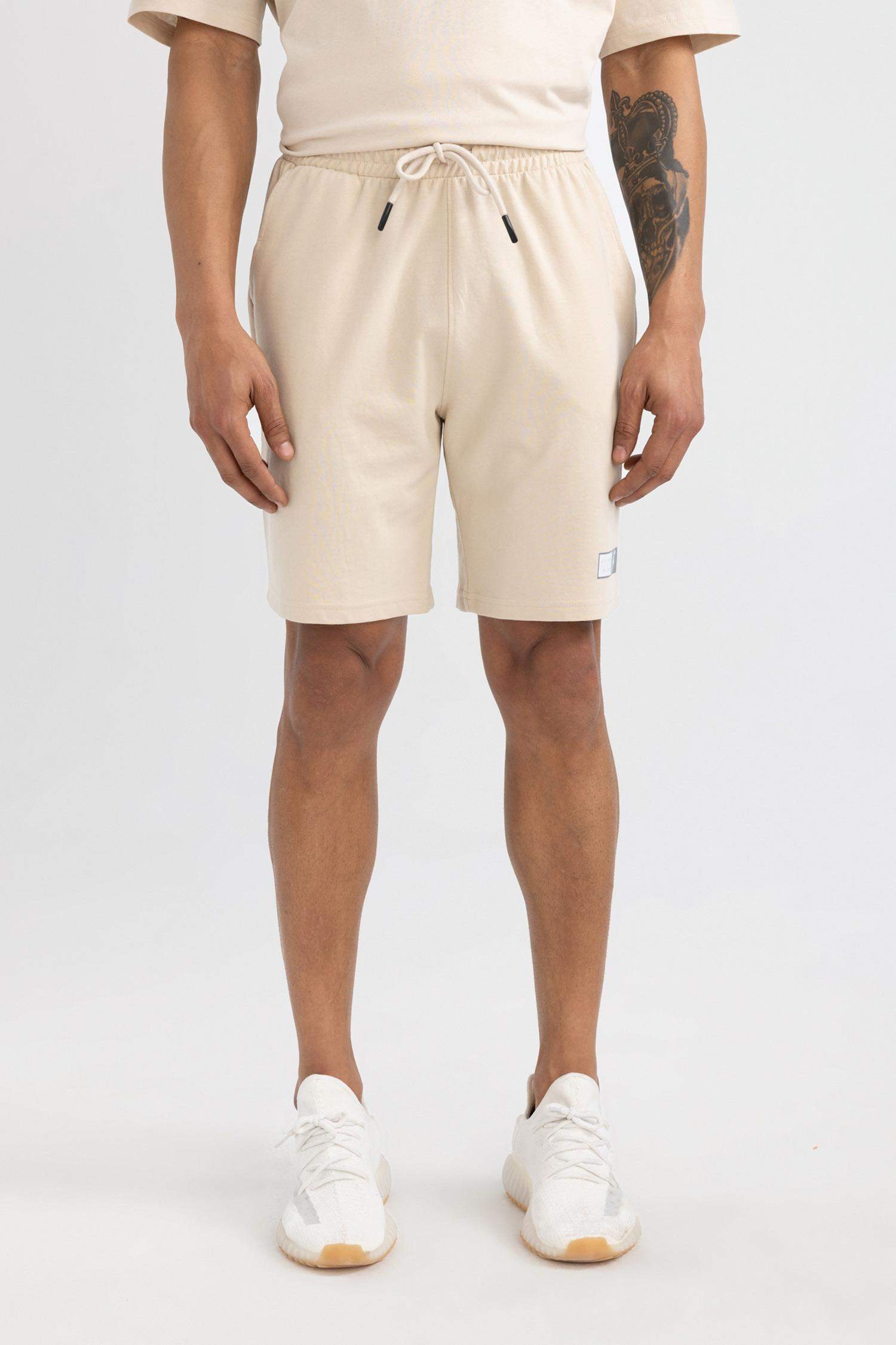 شورت قصير سليم فيت بيج من DeFactoFit