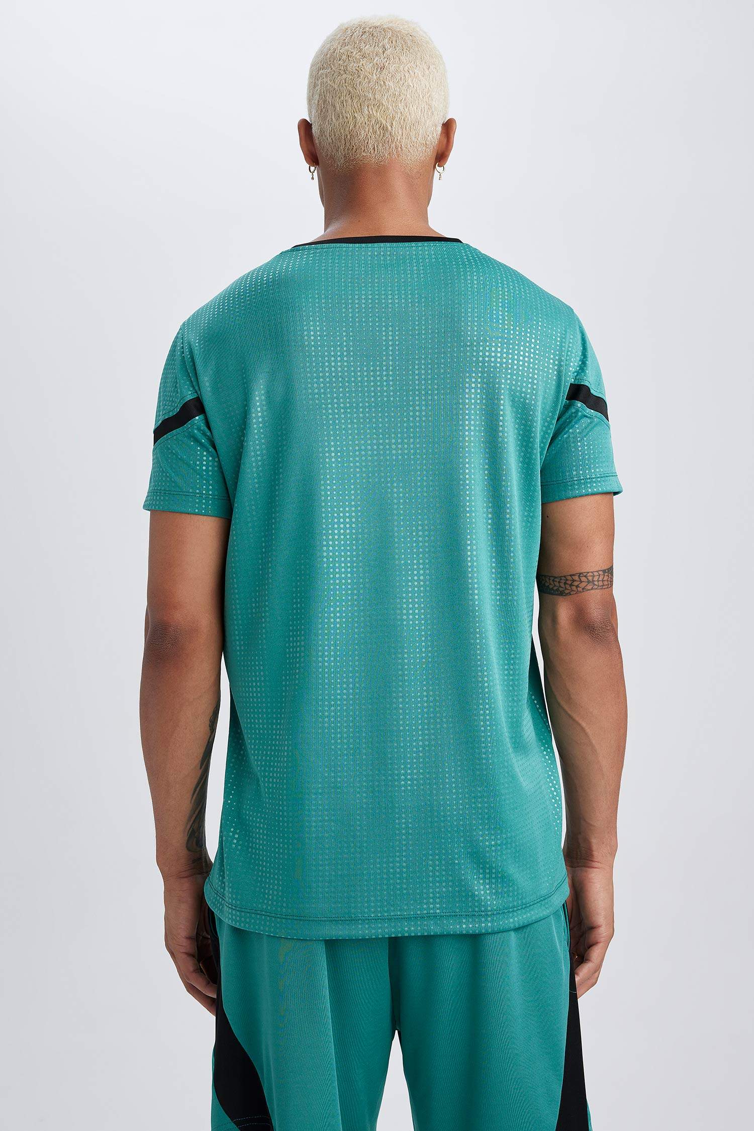 DeFactoFit Standard Fit Collar Printed Sports T-Shirt