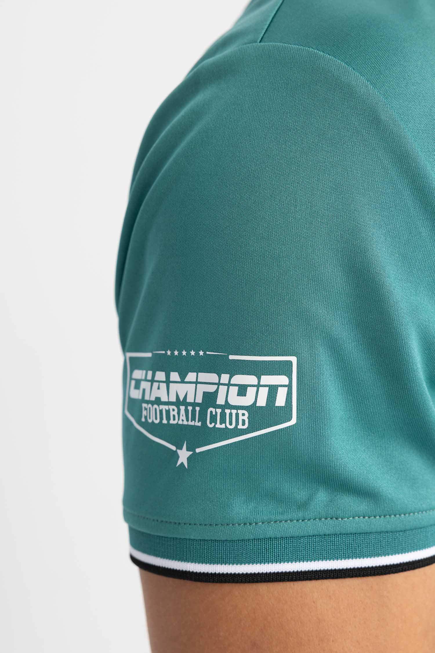 تيشيرت بولو رياضي قصة عادية