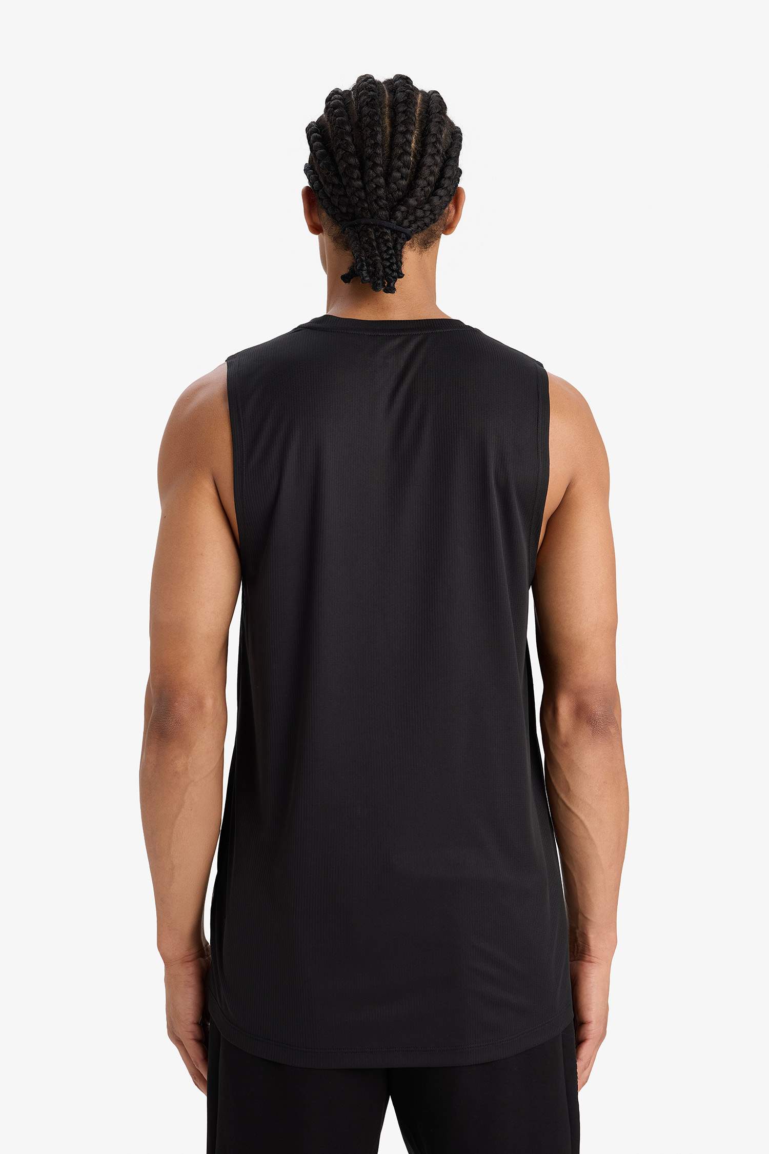 تانك توب رياضي قصة عادية سريع الجفاف من DeFactoFit