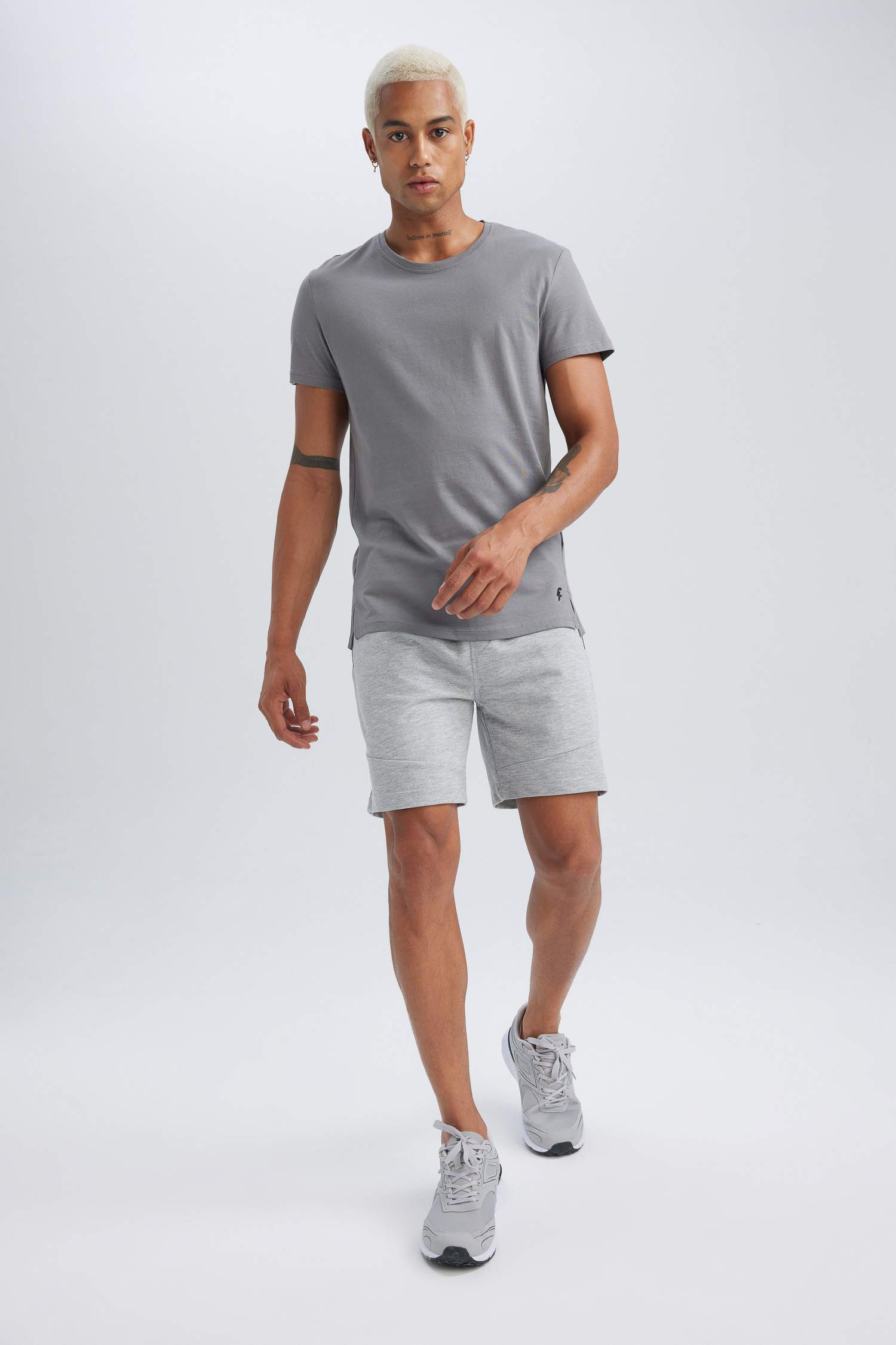 Defacto Fit Slim Fit Sweatshirt Fabric Shorts