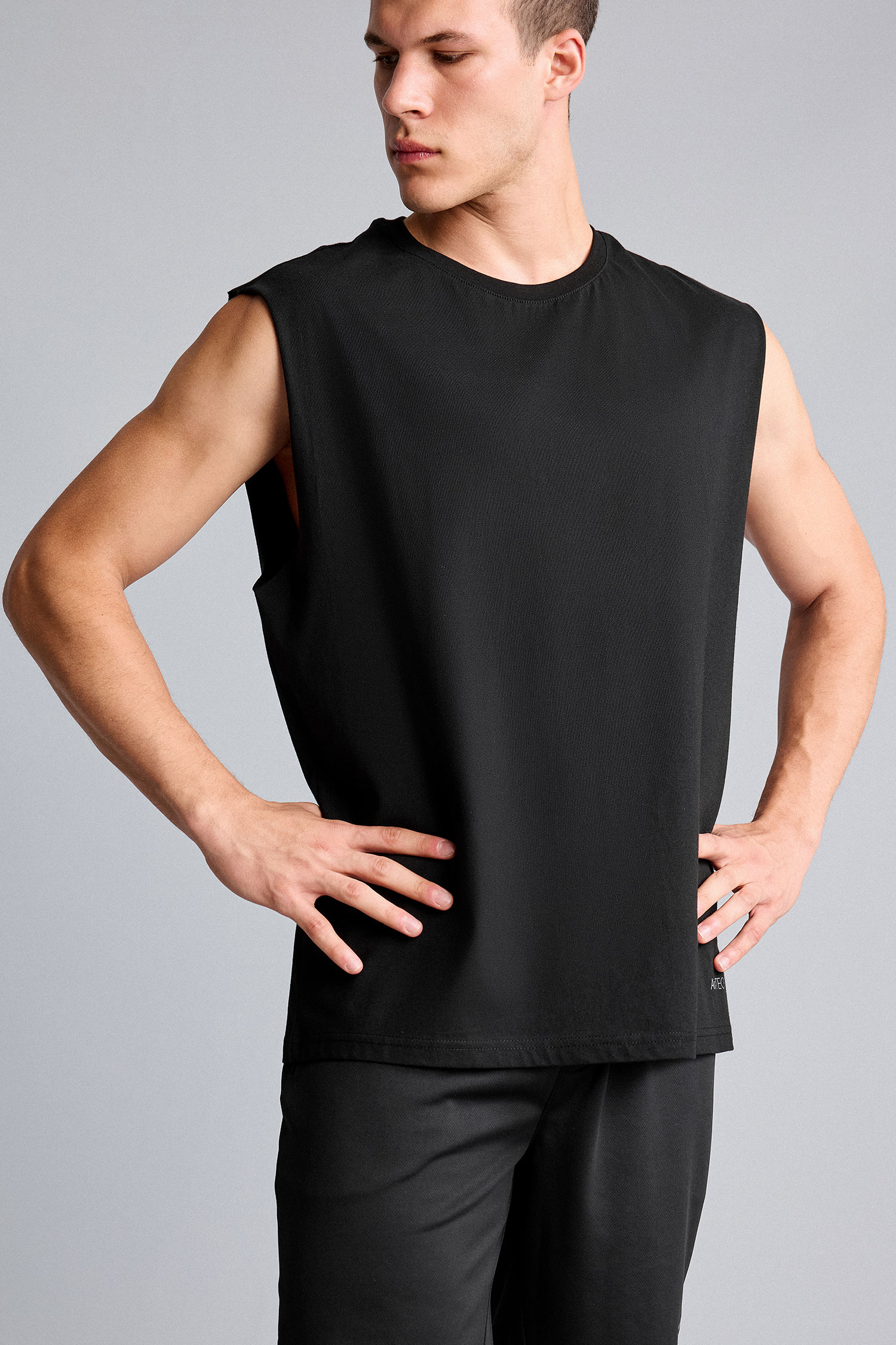 DeFacto Boxy Fit Baskılı Atlet görsel 3