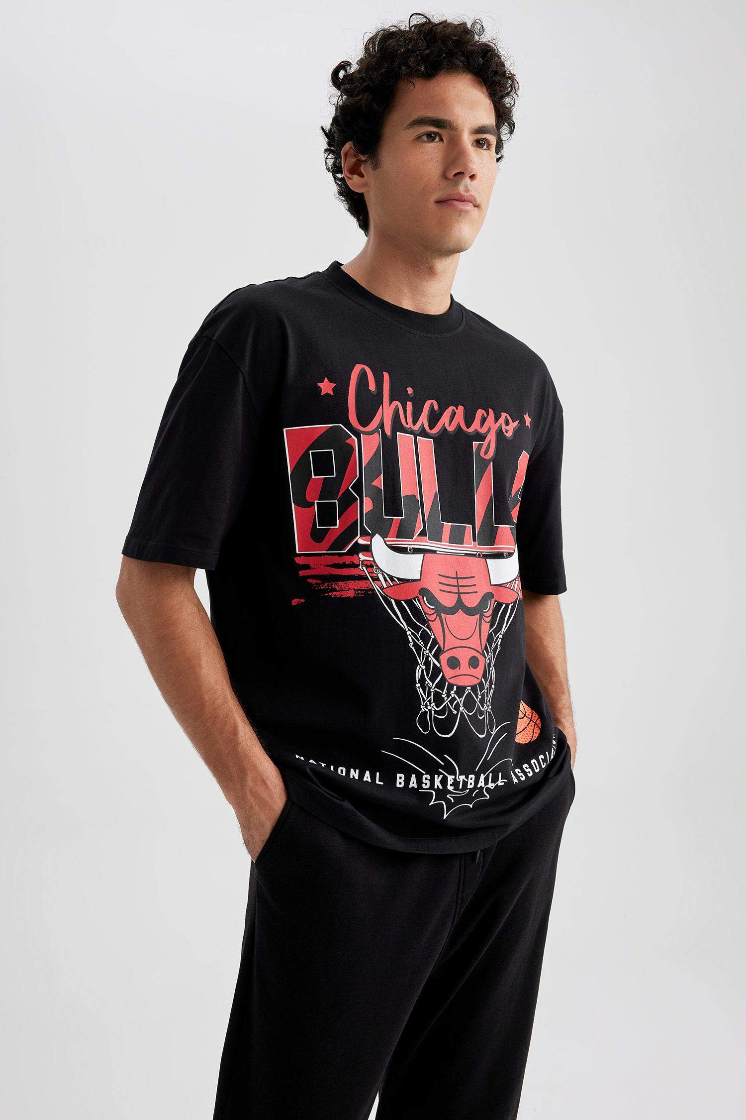Футболка оверсайз NBA Chicago Bulls, DeFactoFit