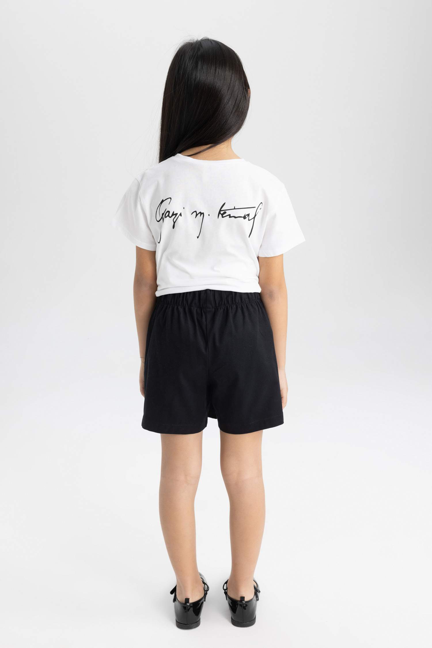 تنورة اسود بناتي بكسرات