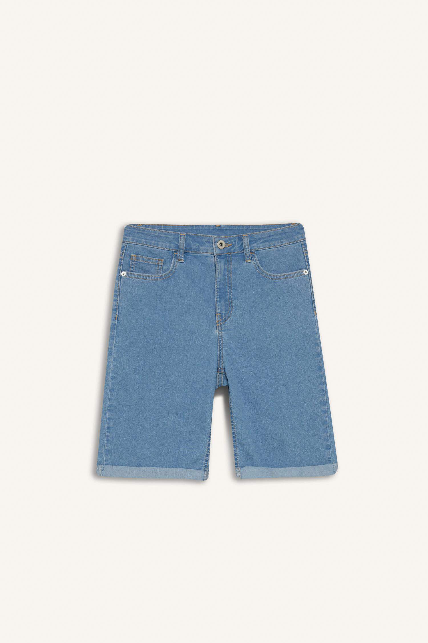 Normal Bel Katlamalı Paça Jean Bermuda Şort