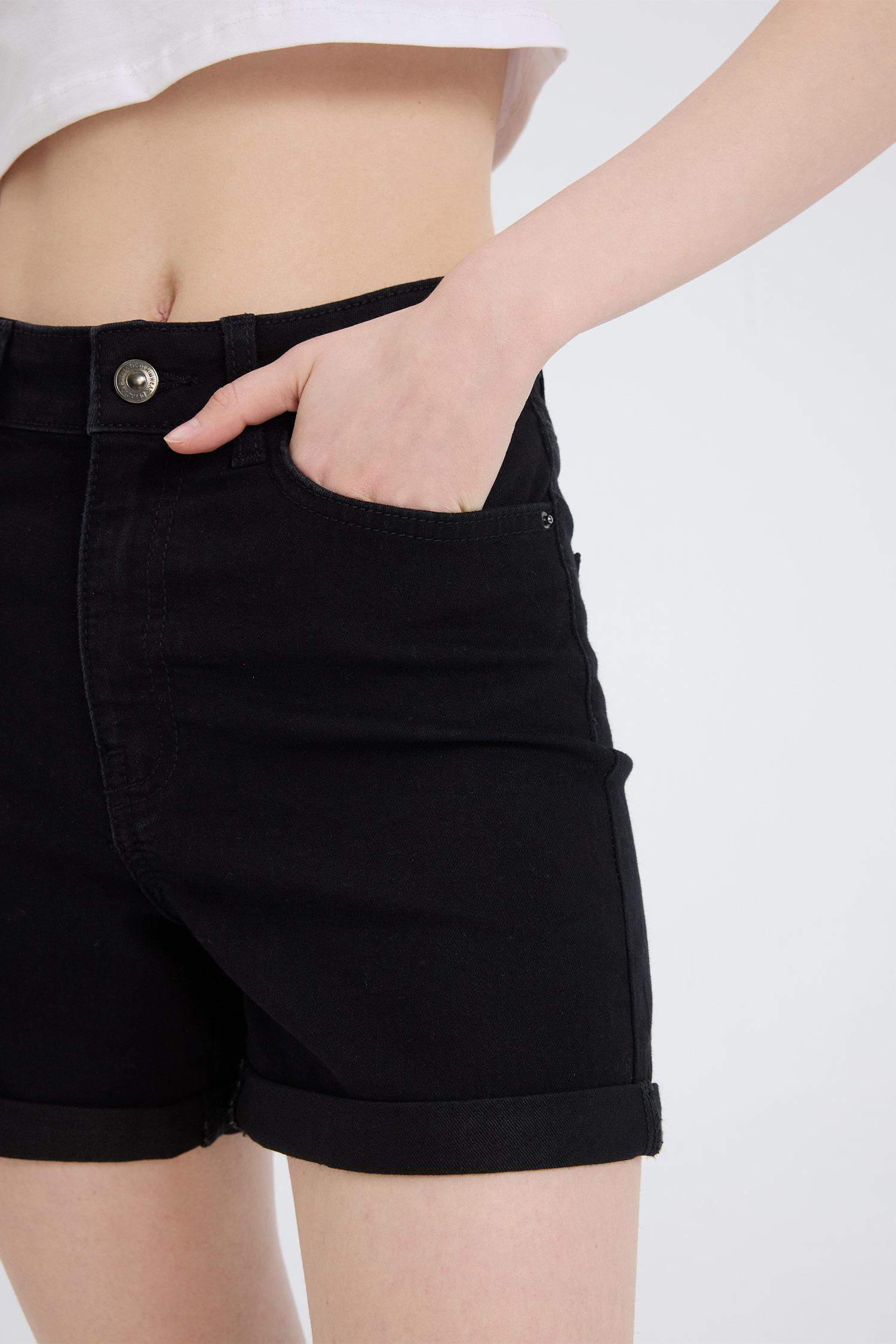 Шолақ шалбар