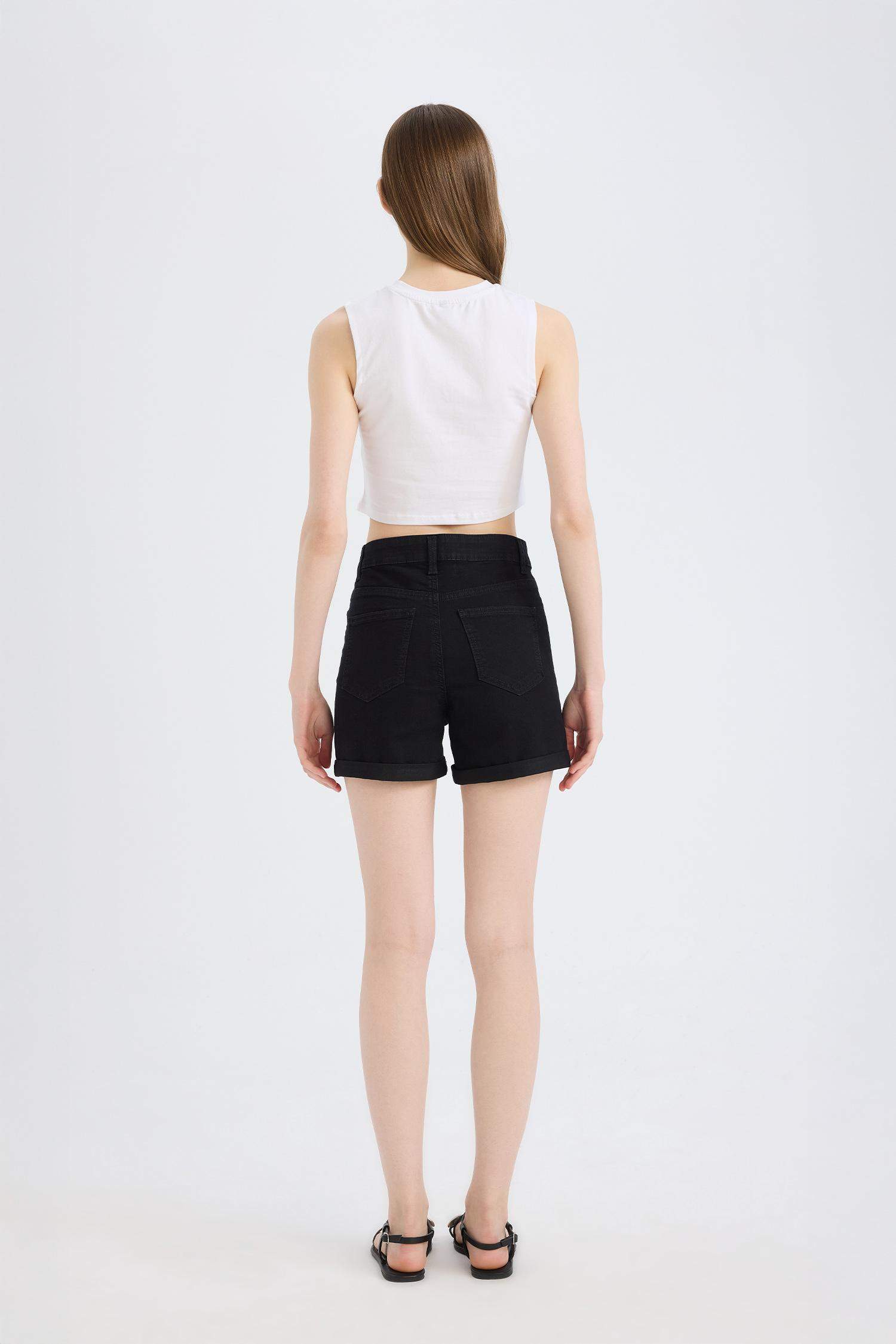 Шолақ шалбар