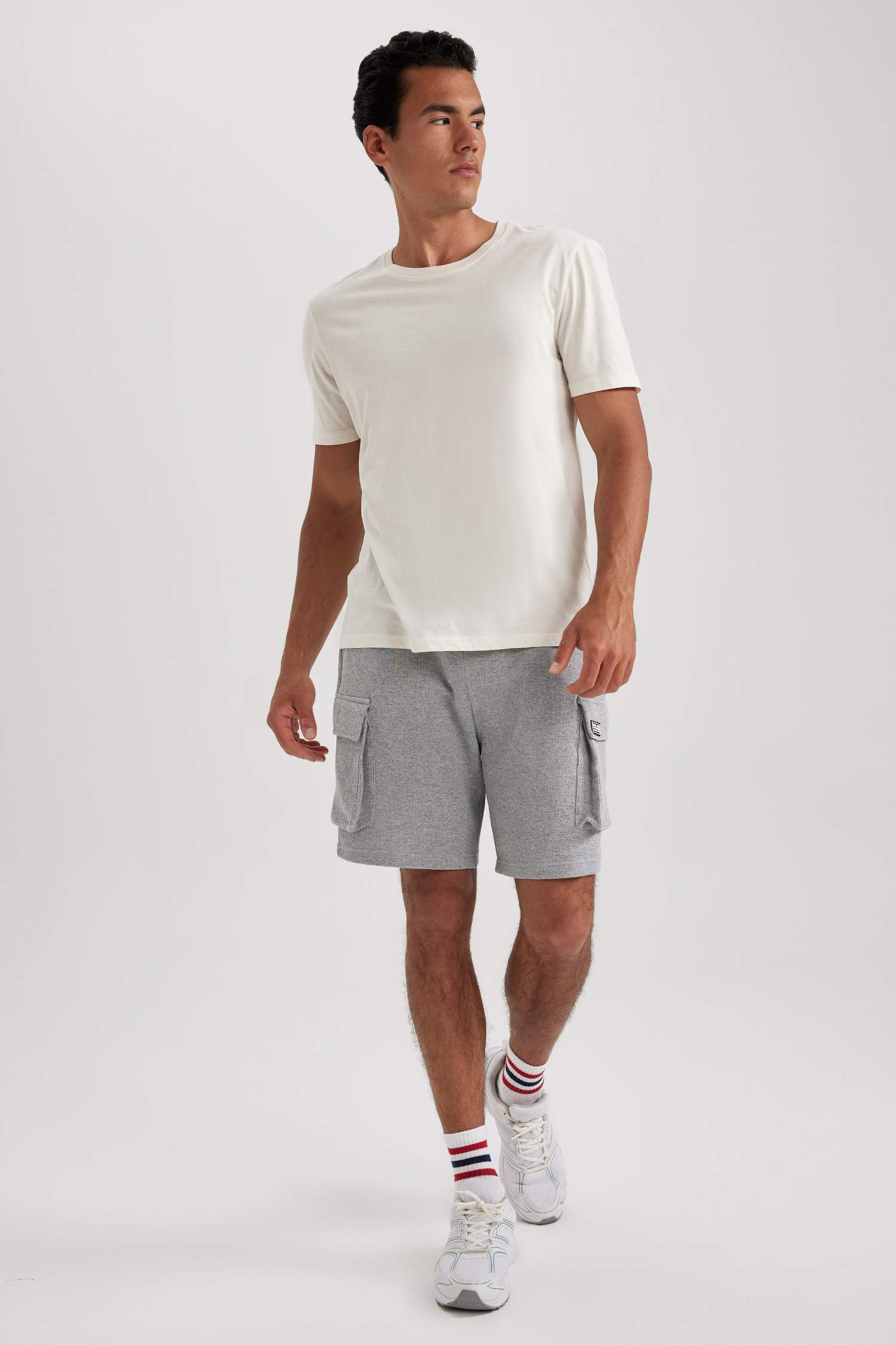 Шорты стандартного кроя