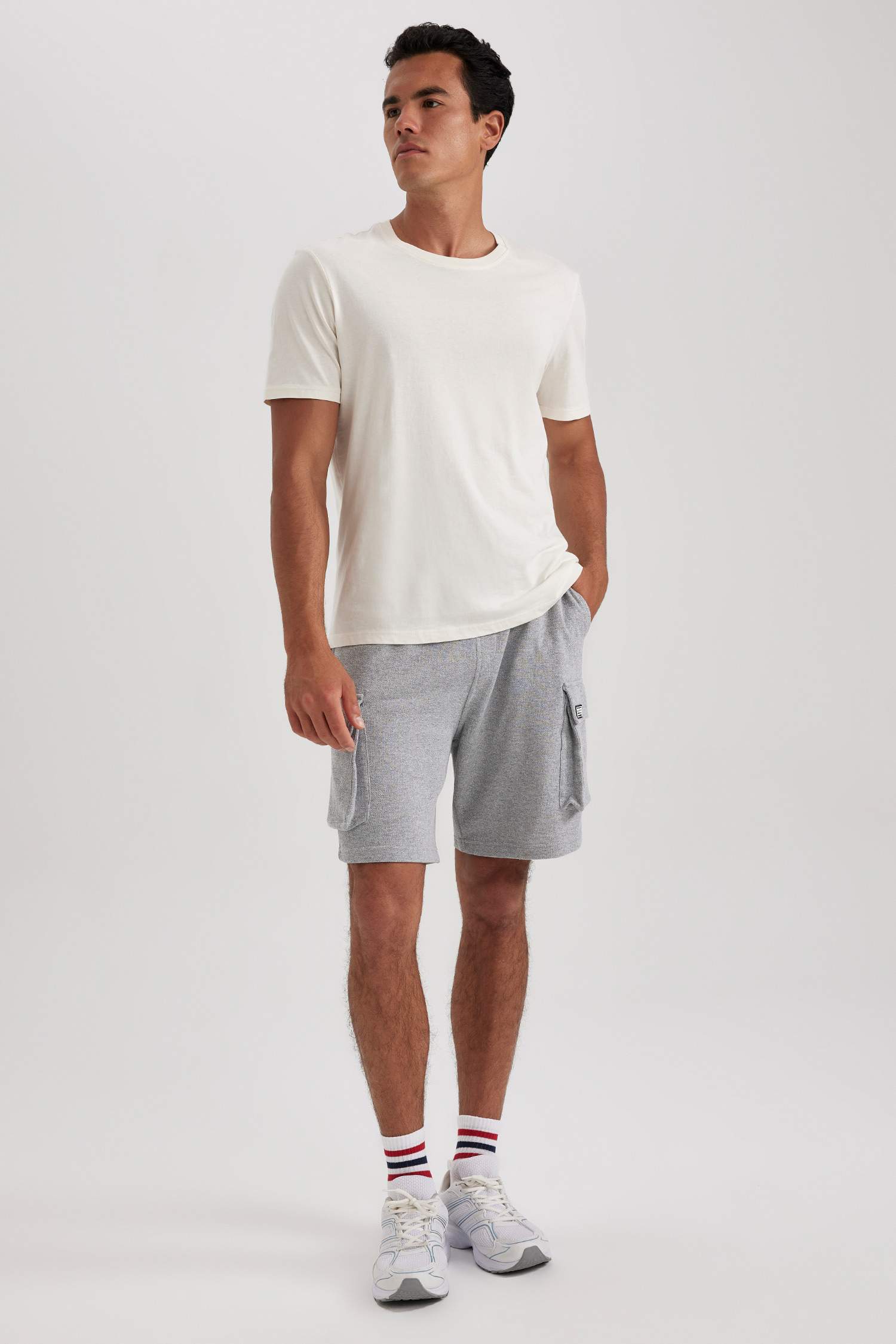 Шорты стандартного кроя