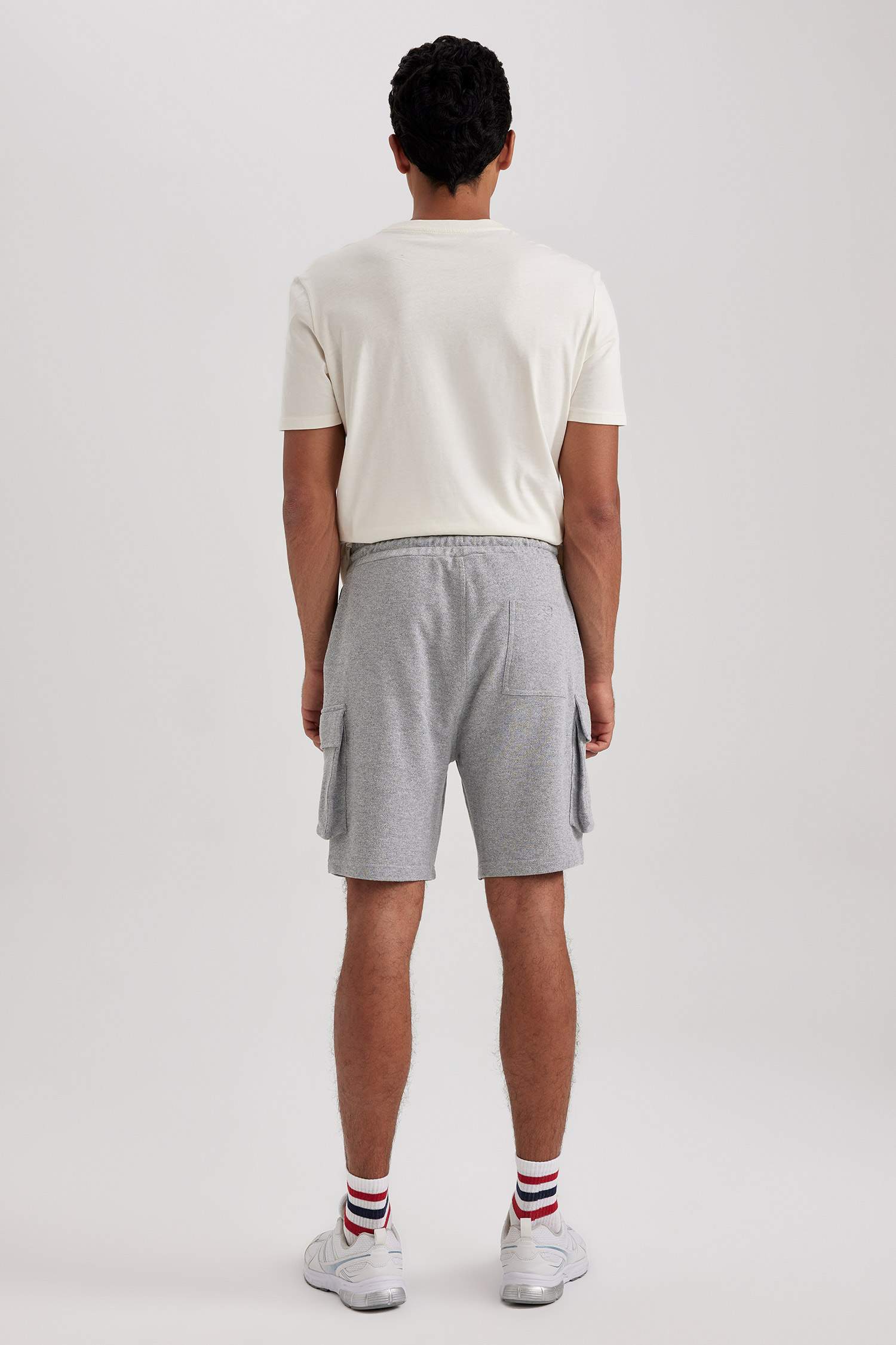 Шорты стандартного кроя