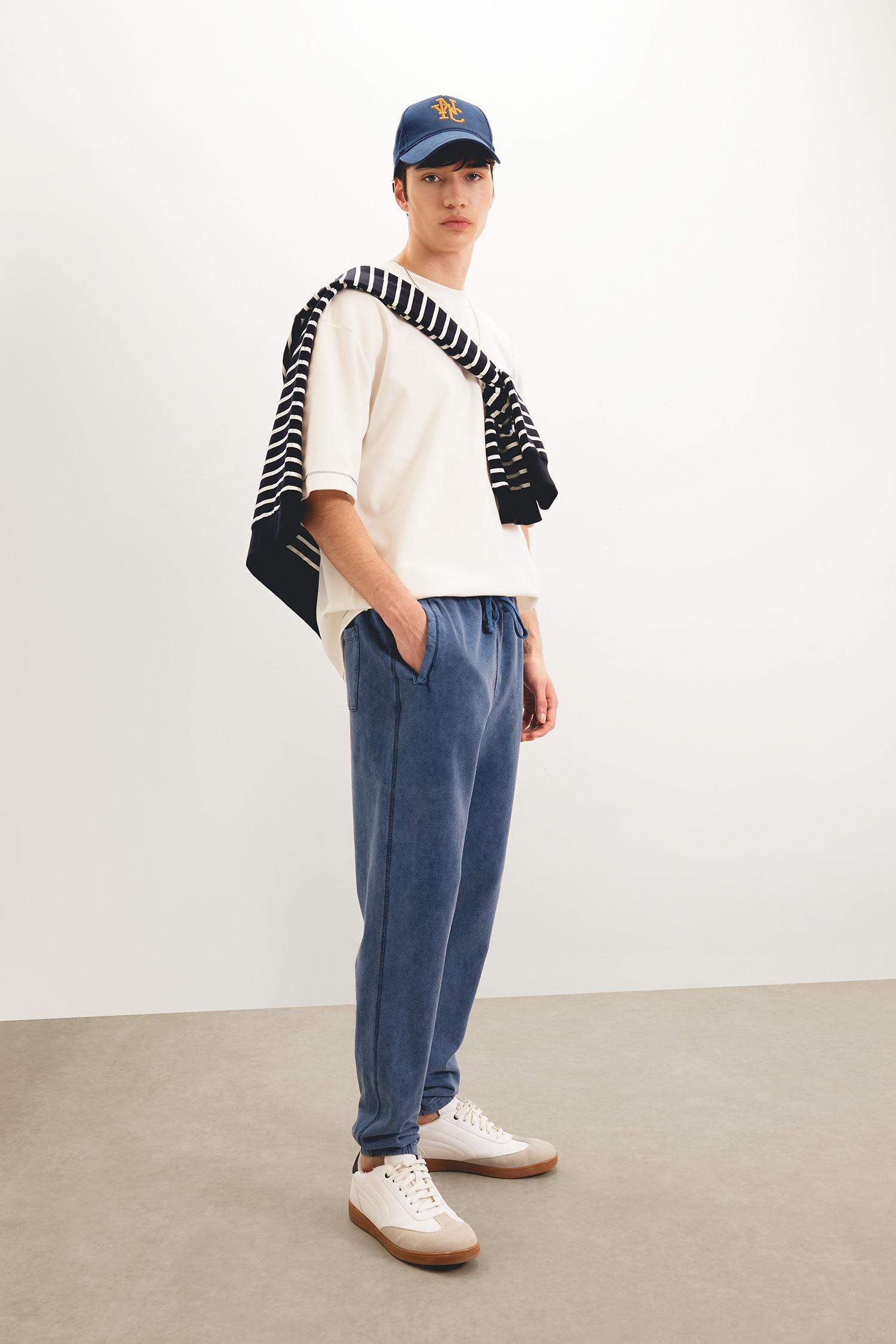 %100 Pamuk Regular Fit Eşofman Altı Fleto Cepli Yıkamalı Soluk Efektli Beli Bağcıklı Lastikli Paça