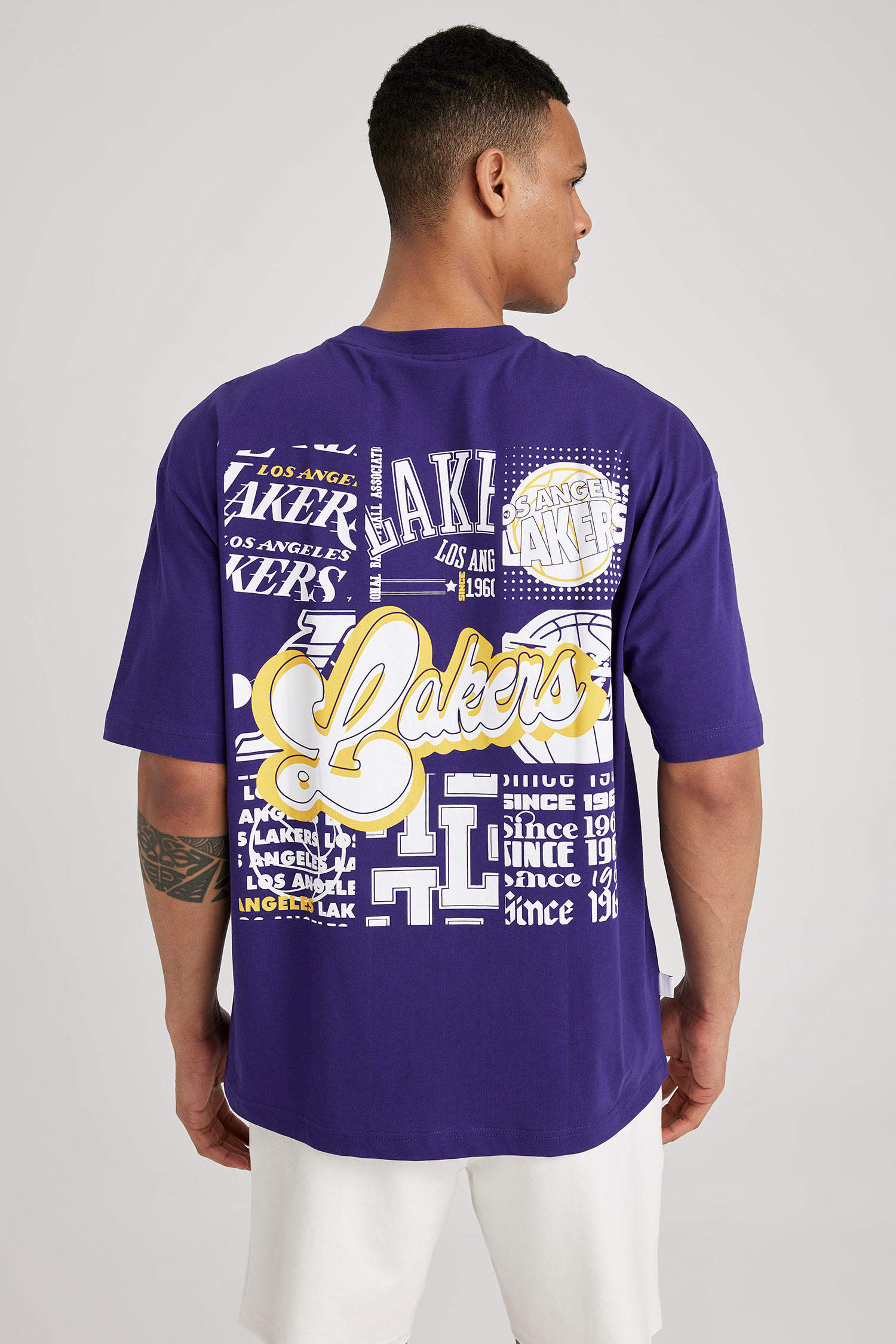 Defacto Fit NBA Los Angeles Lakers Licensed Oversize Fit Crew Neck  Sportsman T-Shirt