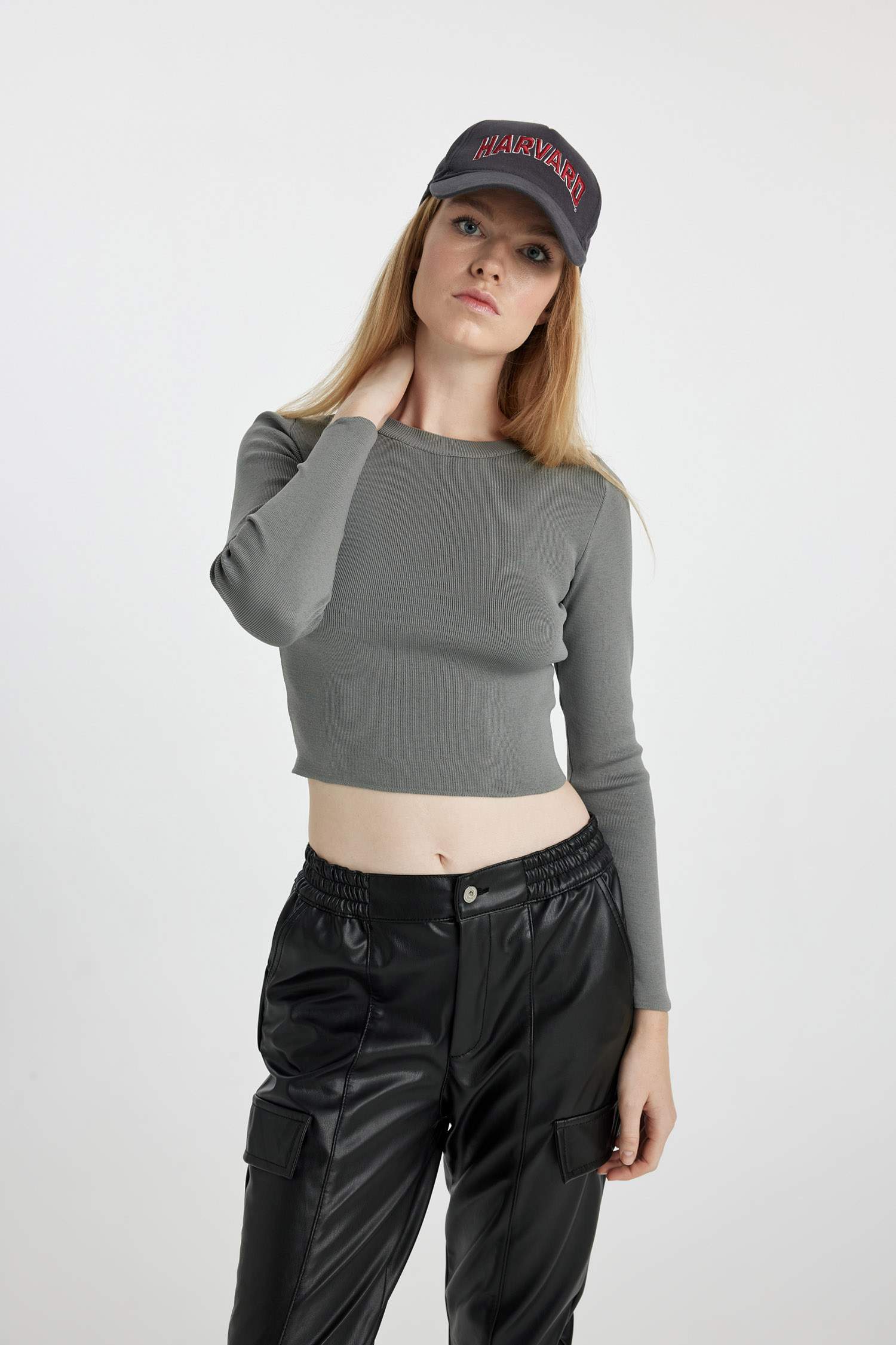 Coool слим пішімі дөңгелек жаға трикотаж Пулловер