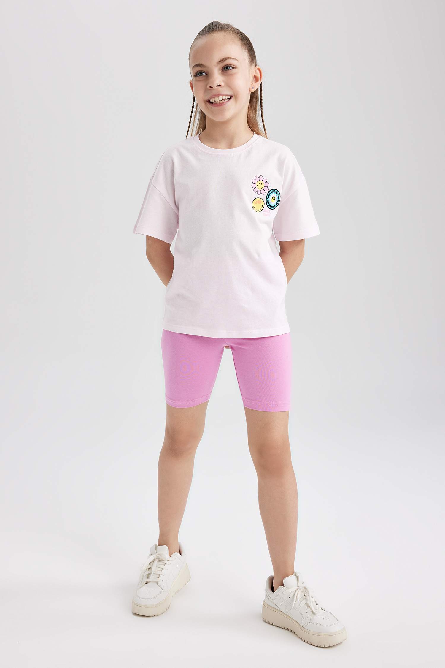 ليجن بناتي قصير