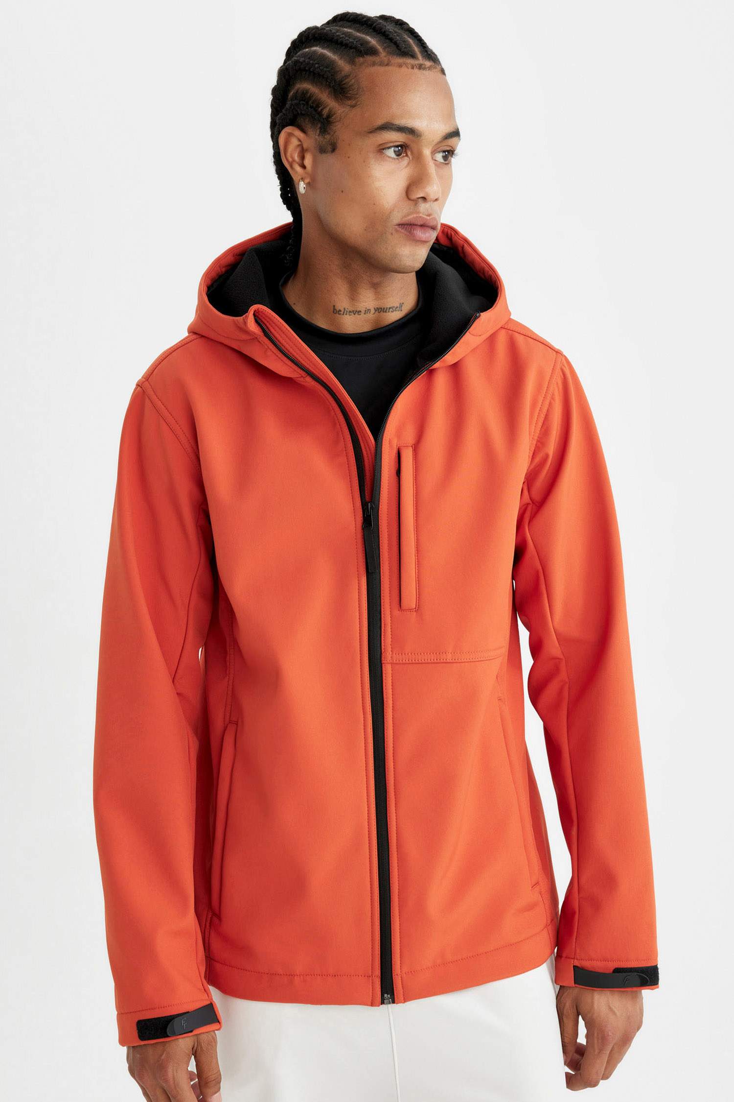 DeFactoFit Su İtici Softshell Polar Regular Fit Kapüşonlu Fermuarlı Mevsimlik Baharlık Yağmurluk