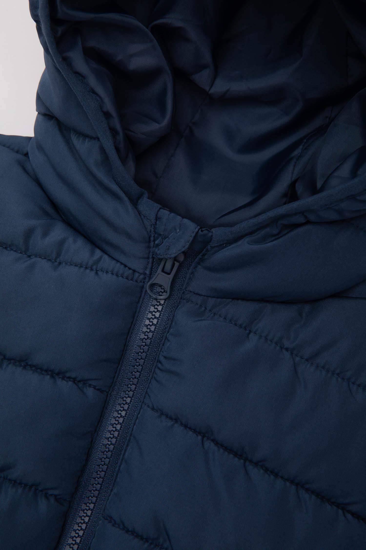 Erkek Bebek Su İtici Kapüşonlu Fermuarlı Cepli Şişme Yelek