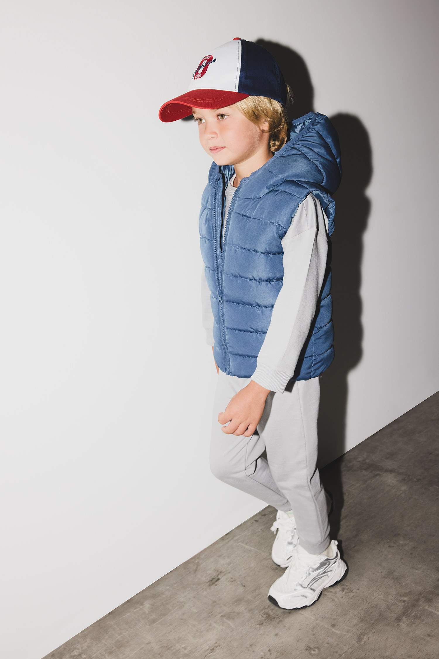 Erkek Bebek Su Geçirmez Kapüşonlu Fermuarlı Tafta Şişme Yelek