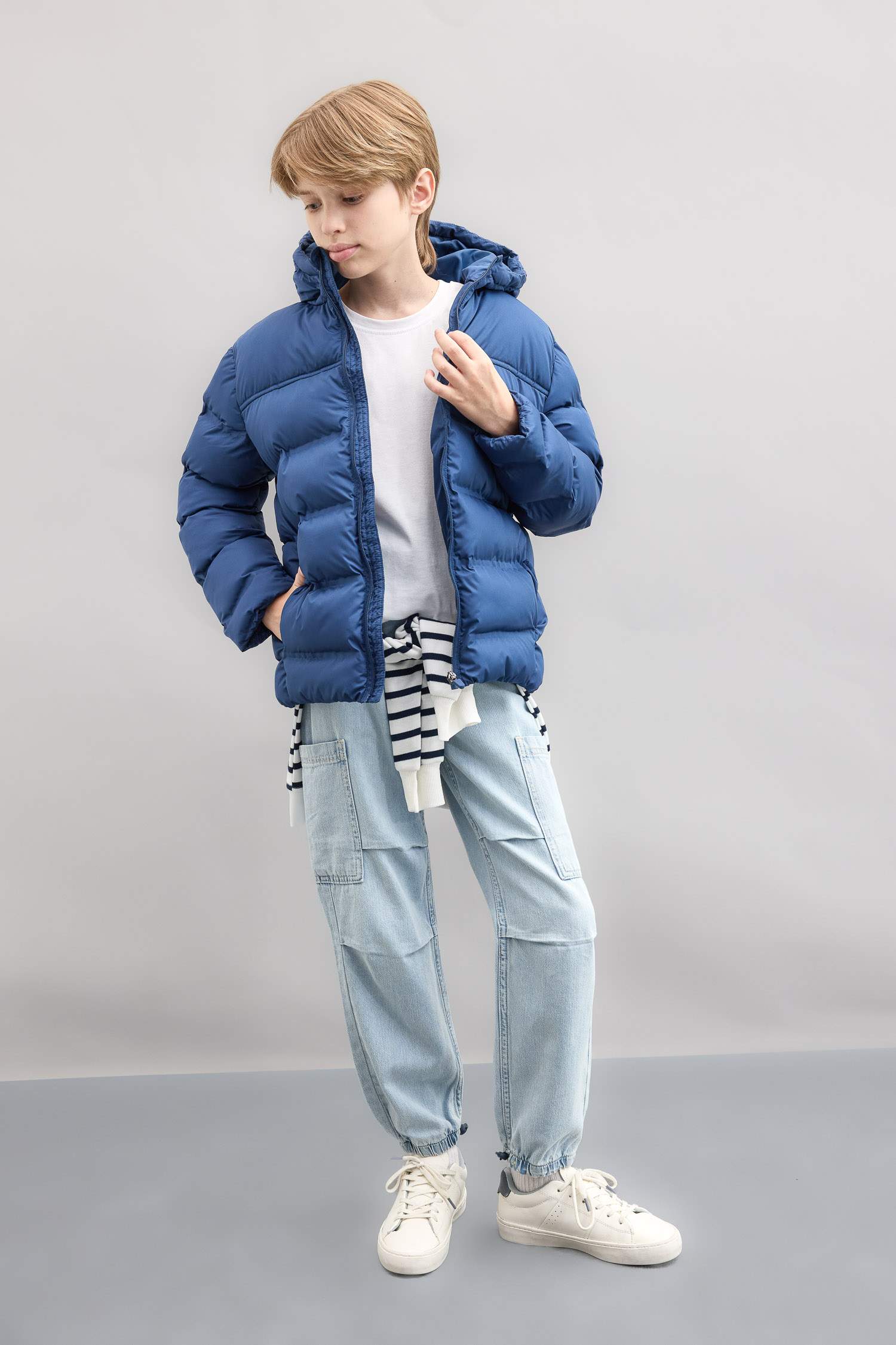 Erkek Çocuk Su Geçirmez Kapüşonlu Mont