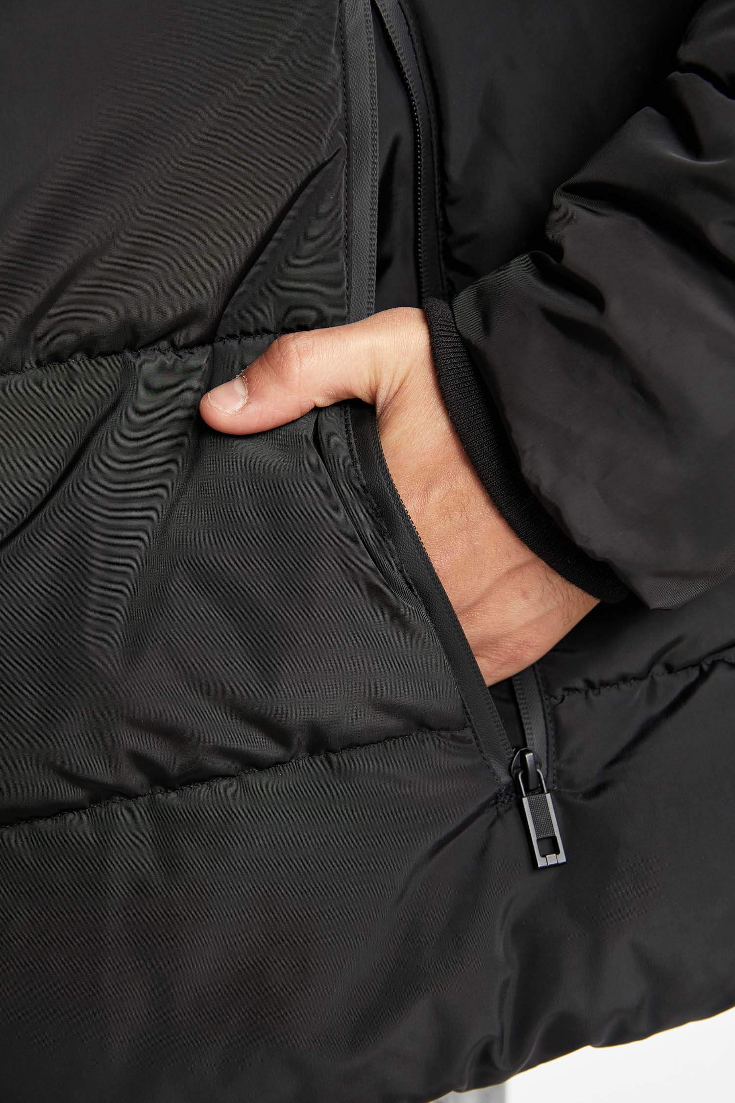 Su İtici Şişme Mont Kapüşonlu Fermuarlı Çift Cepli