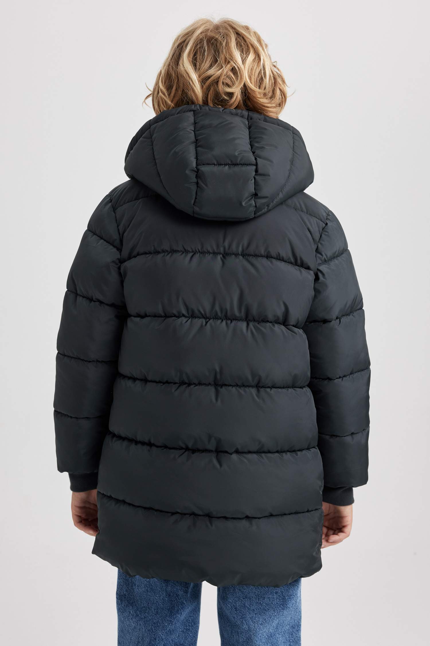 Erkek Çocuk Su İtici Kapüşonlu Şişme Mont Kaban