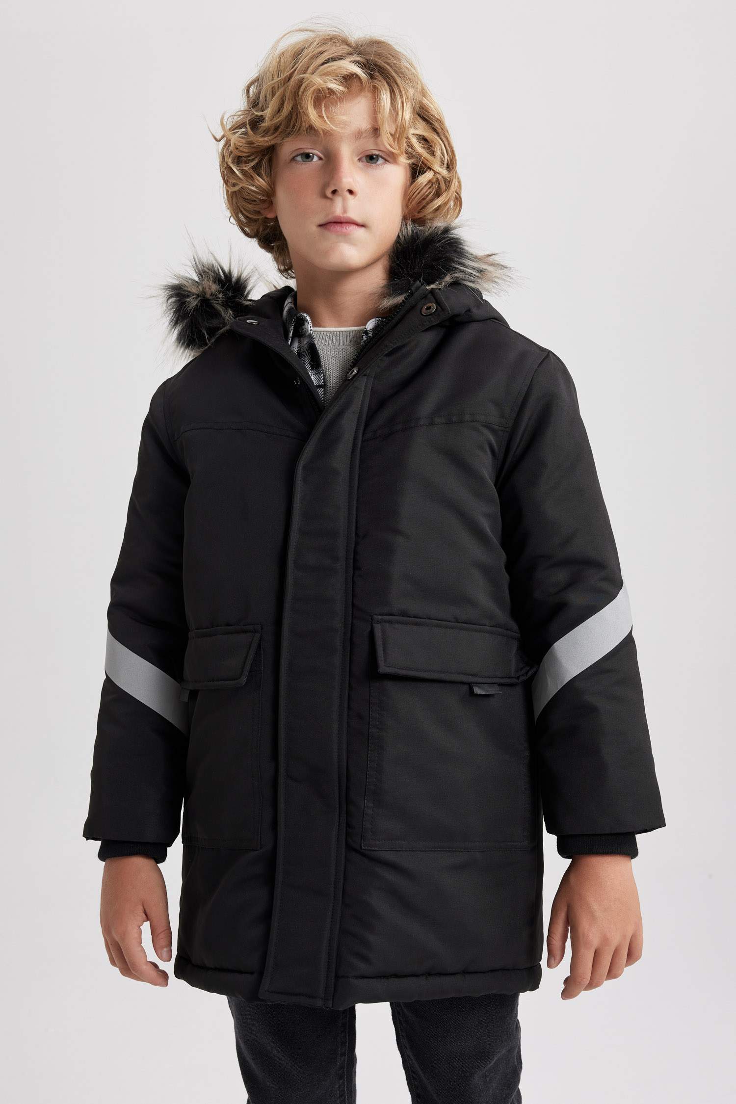 Erkek Çocuk Su İtici Çıkarılabilir Kürk Kapüşonlu Pelüş Astar Kaban