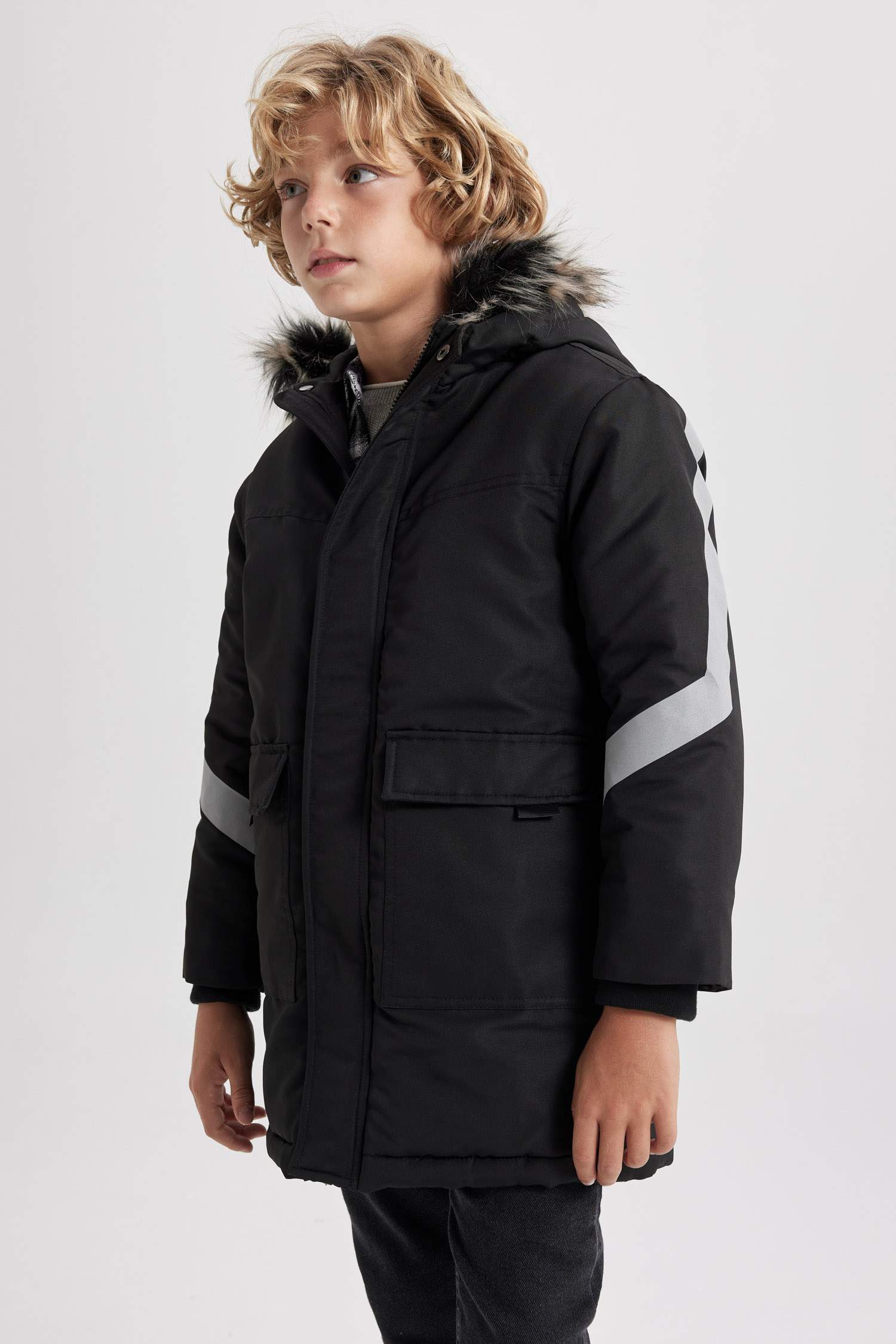 Erkek Çocuk Su İtici Çıkarılabilir Kürk Kapüşonlu Pelüş Astar Kaban