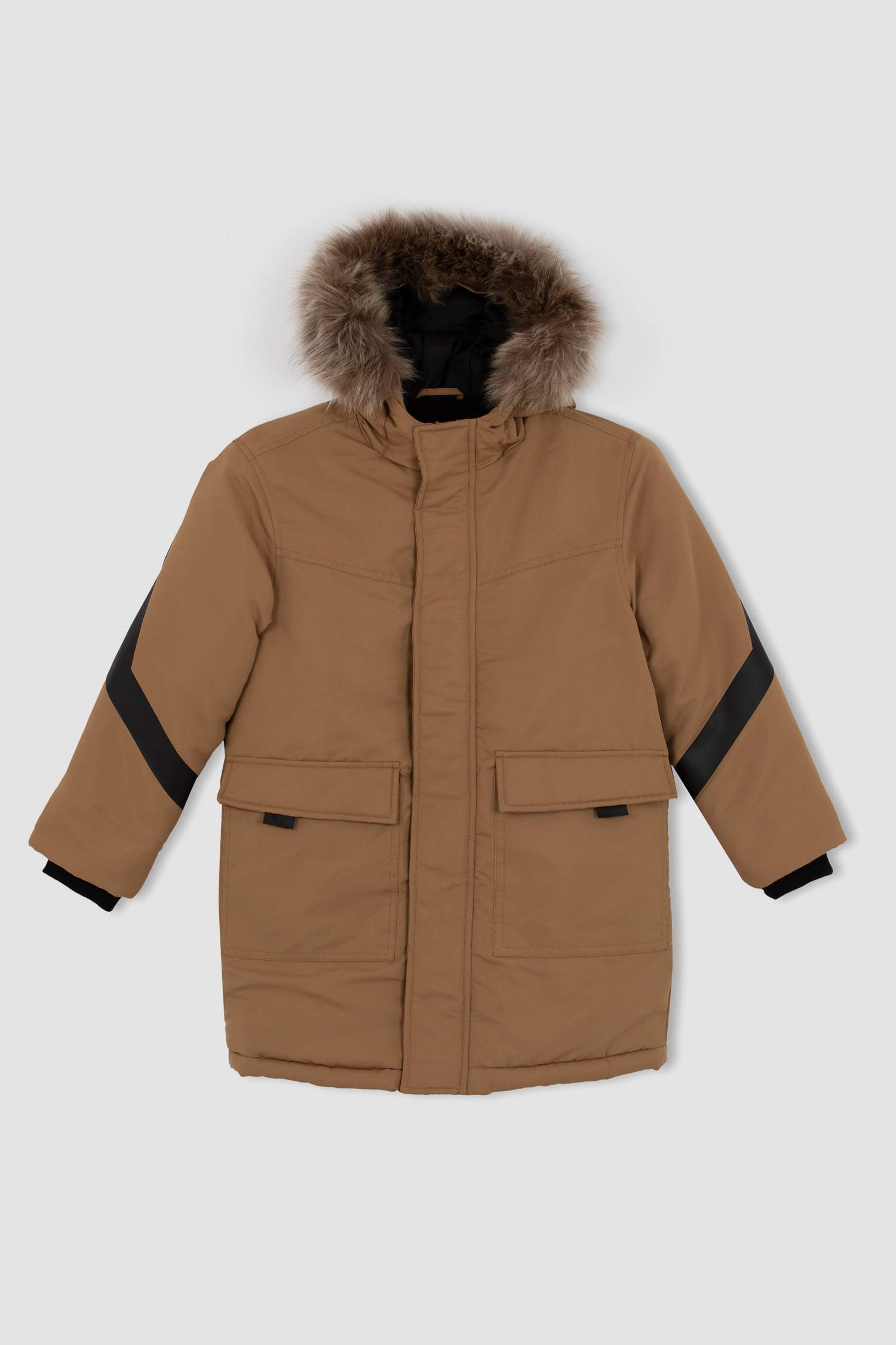 Куртка с капюшоном для мальчиков