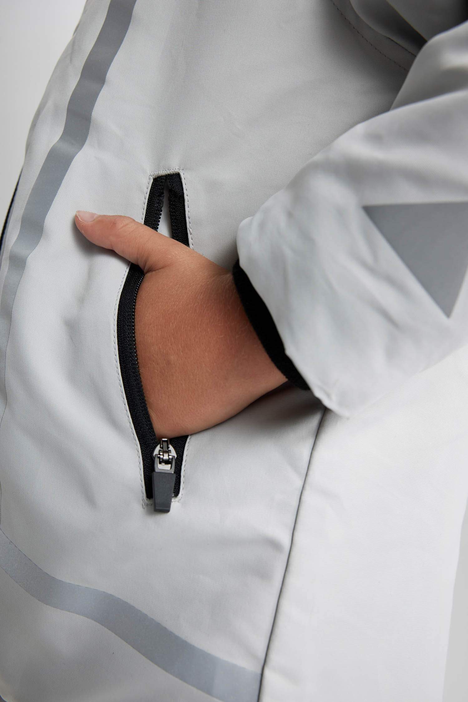 Парка с капюшоном для мальчиков