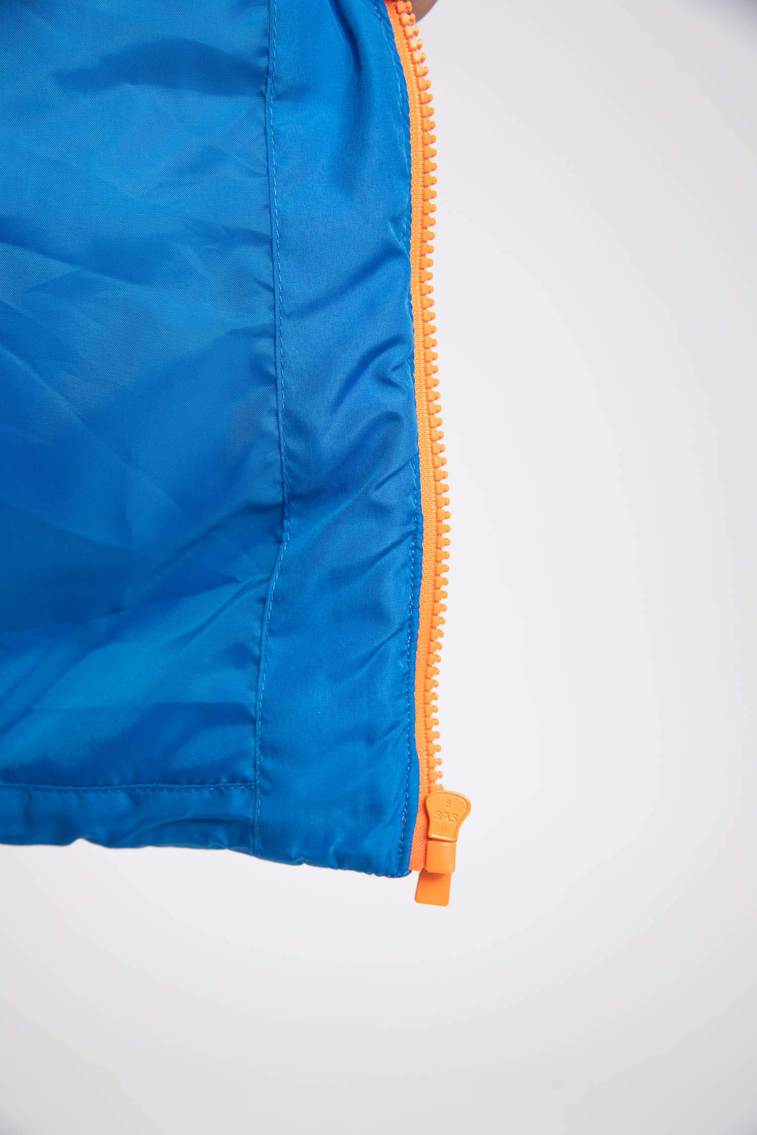 Куртка с капюшоном для мальчиков