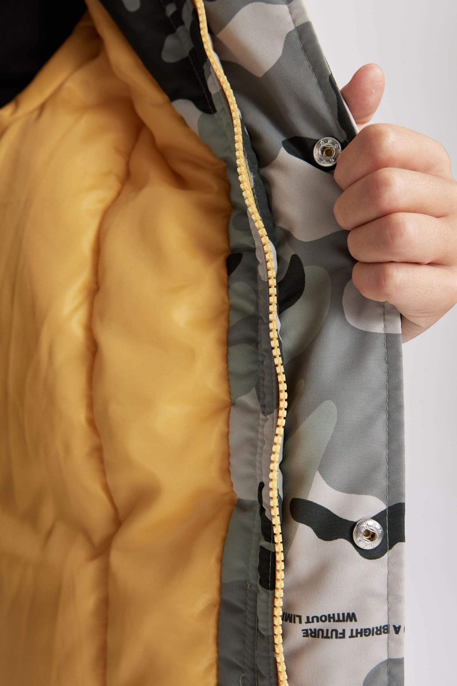 Boy Water Repellent Camouflage Patterned Jacket