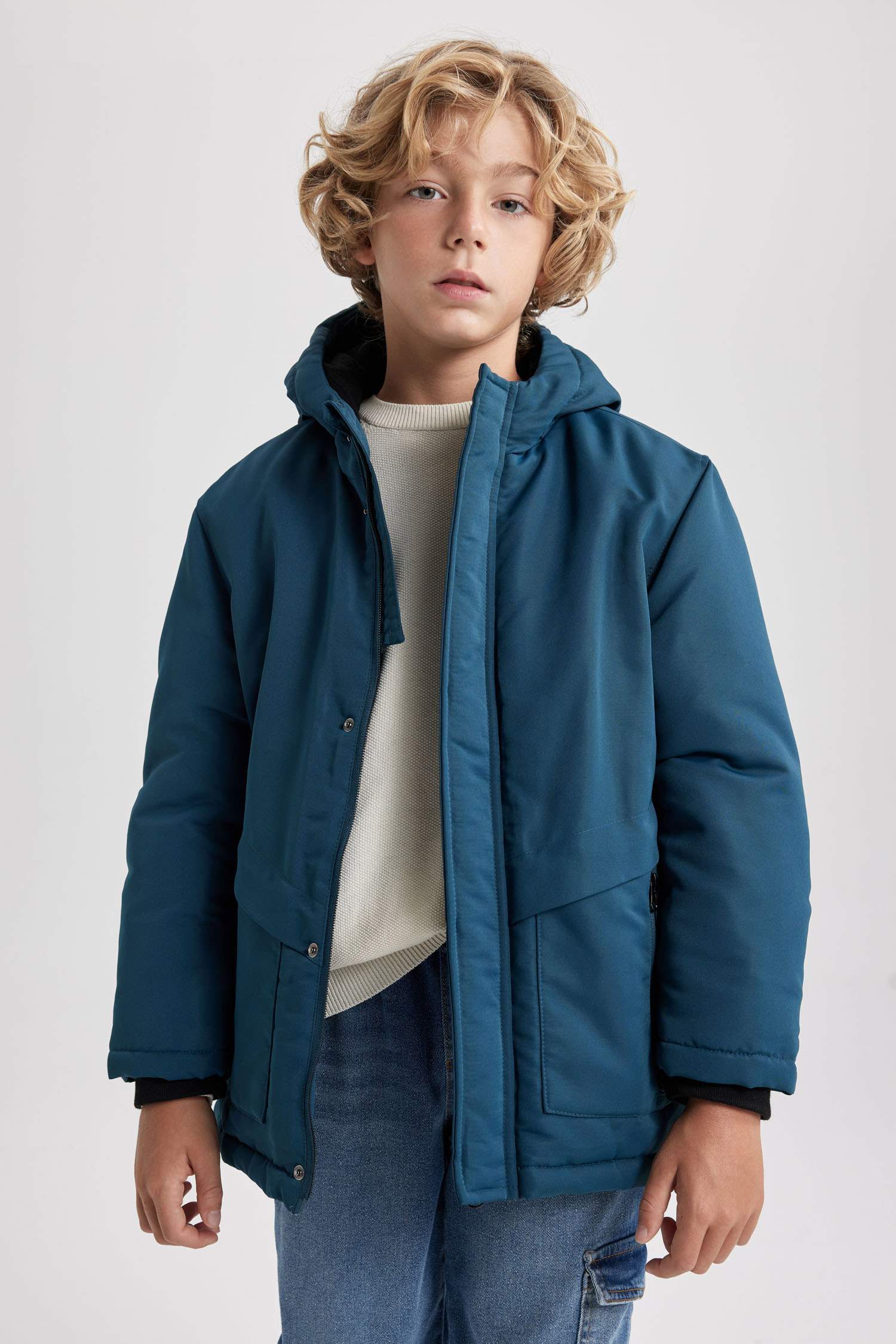 بالطو اولادي بكابيشون صوفي